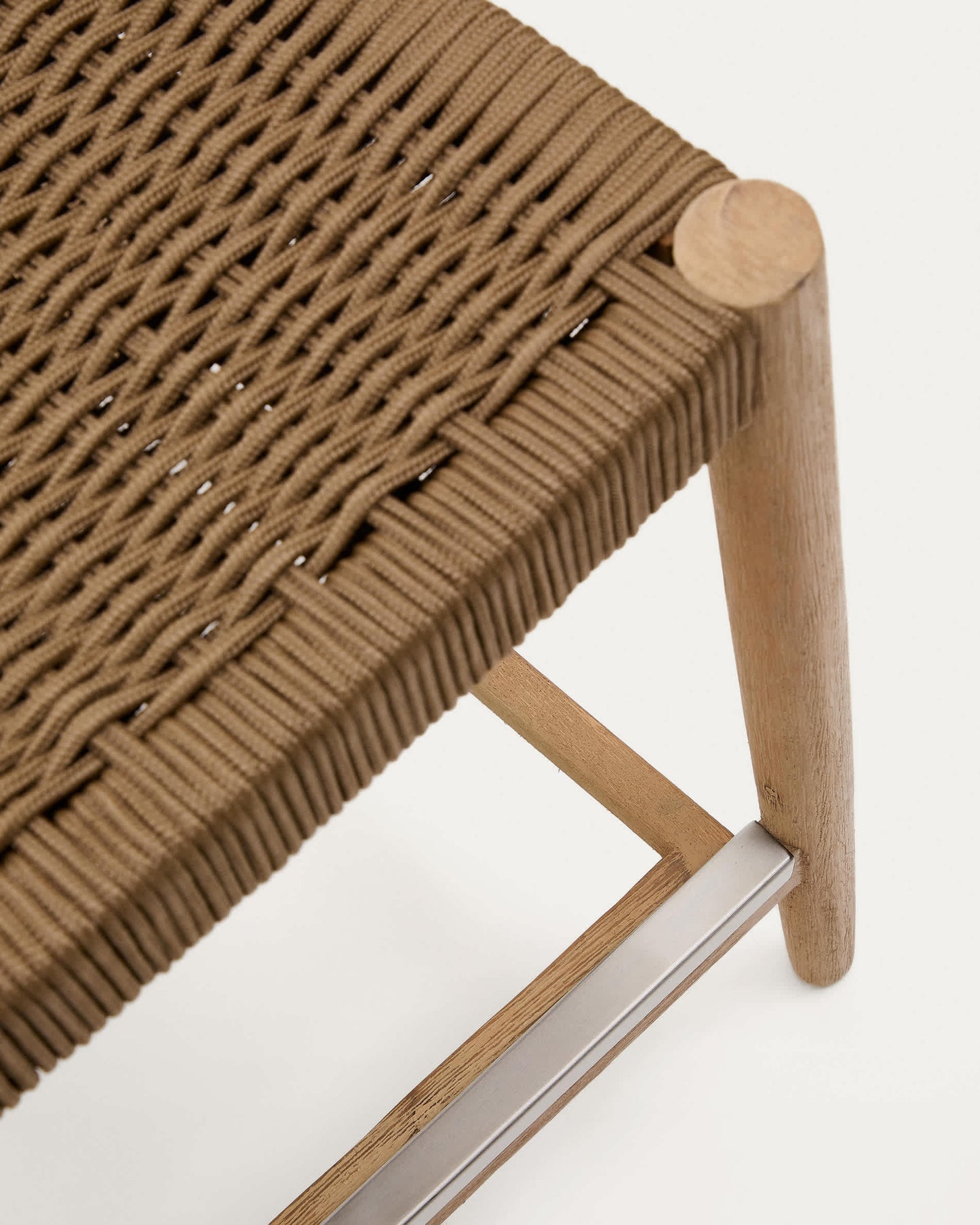 Sgabello Nina in legno massello di acacia altezza 62 cm