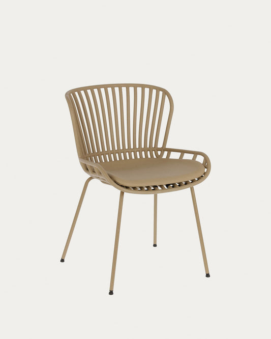 Sedia Surpik con gambe in acciaio con finitura beige