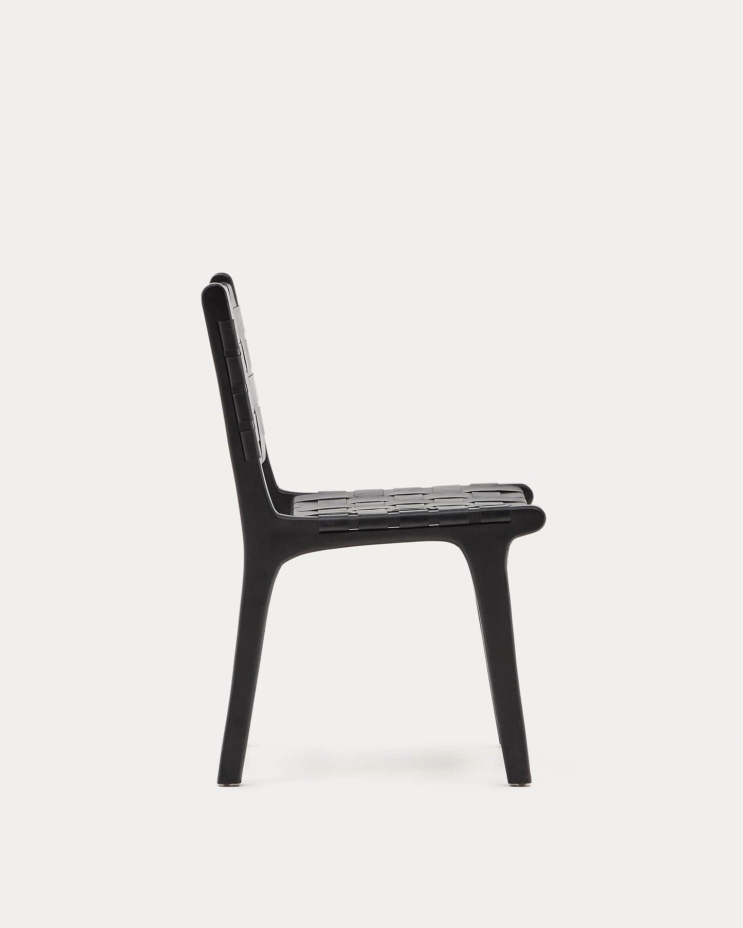 Sedia Calixta in pelle e legno massello di mogano con finitura nera