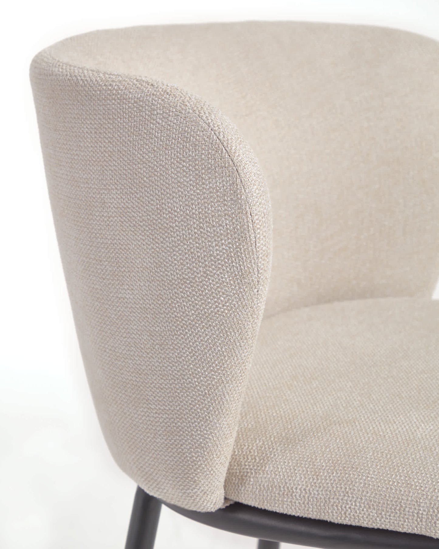 Sgabello Ciselia in ciniglia beige e gambe in acciaio nero altezza 65 cm