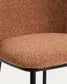 Sgabello Ciselia in ciniglia spessa terracotta e gambe in acciaio finitura nera 75 cm