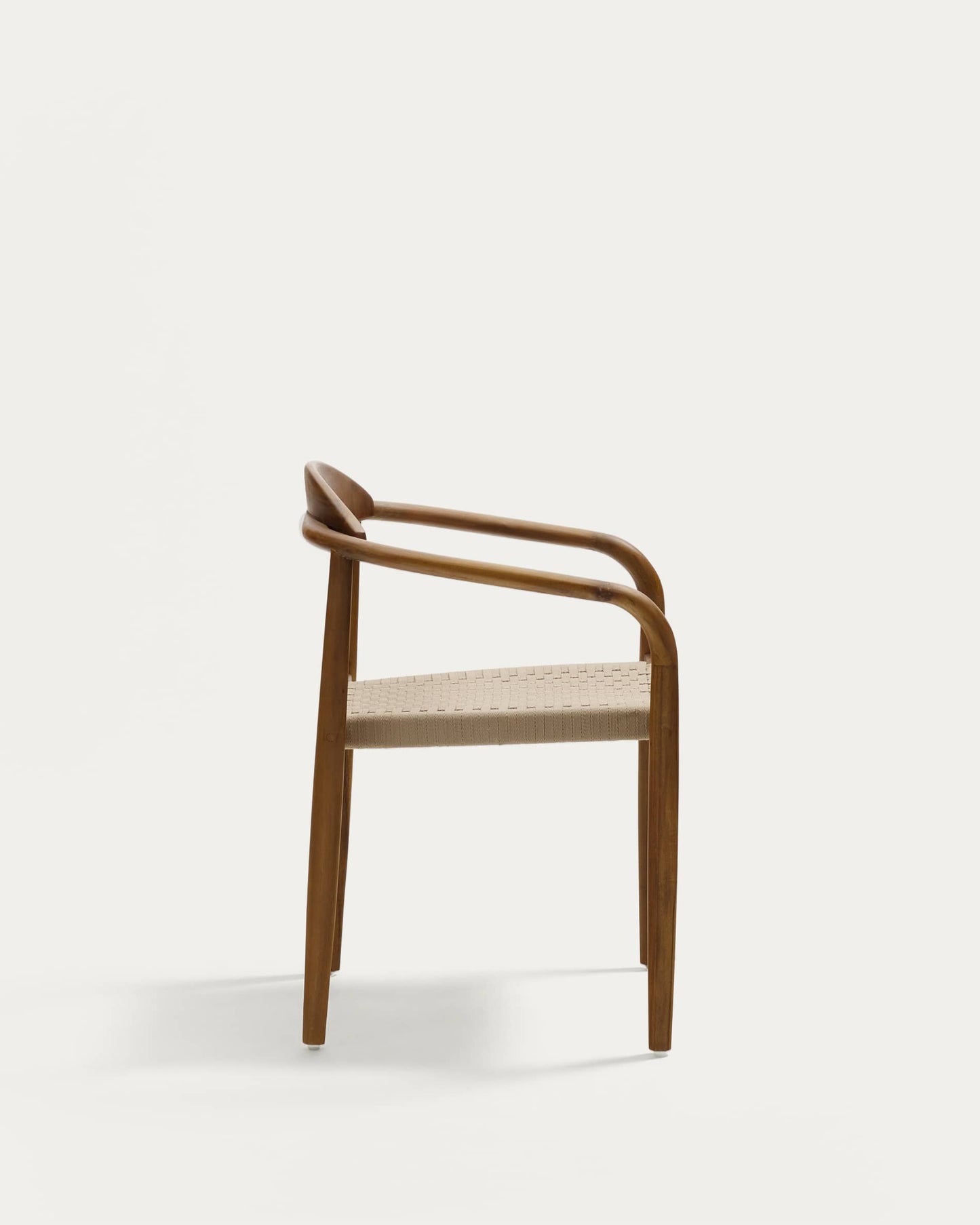 Sedia Nina in legno massello di acacia finitura noce e corda beige