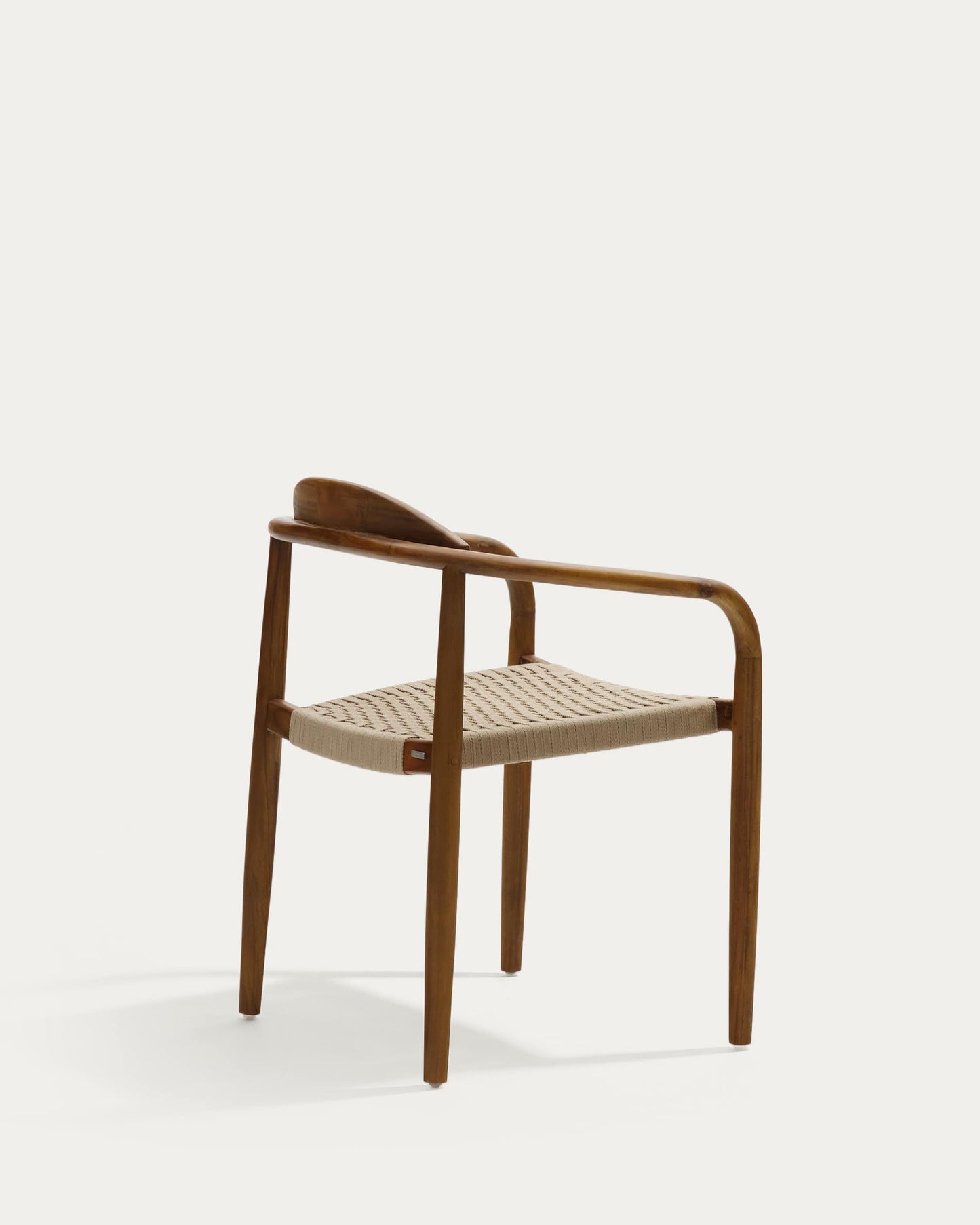 Sedia Nina in legno massello di acacia finitura noce e corda beige