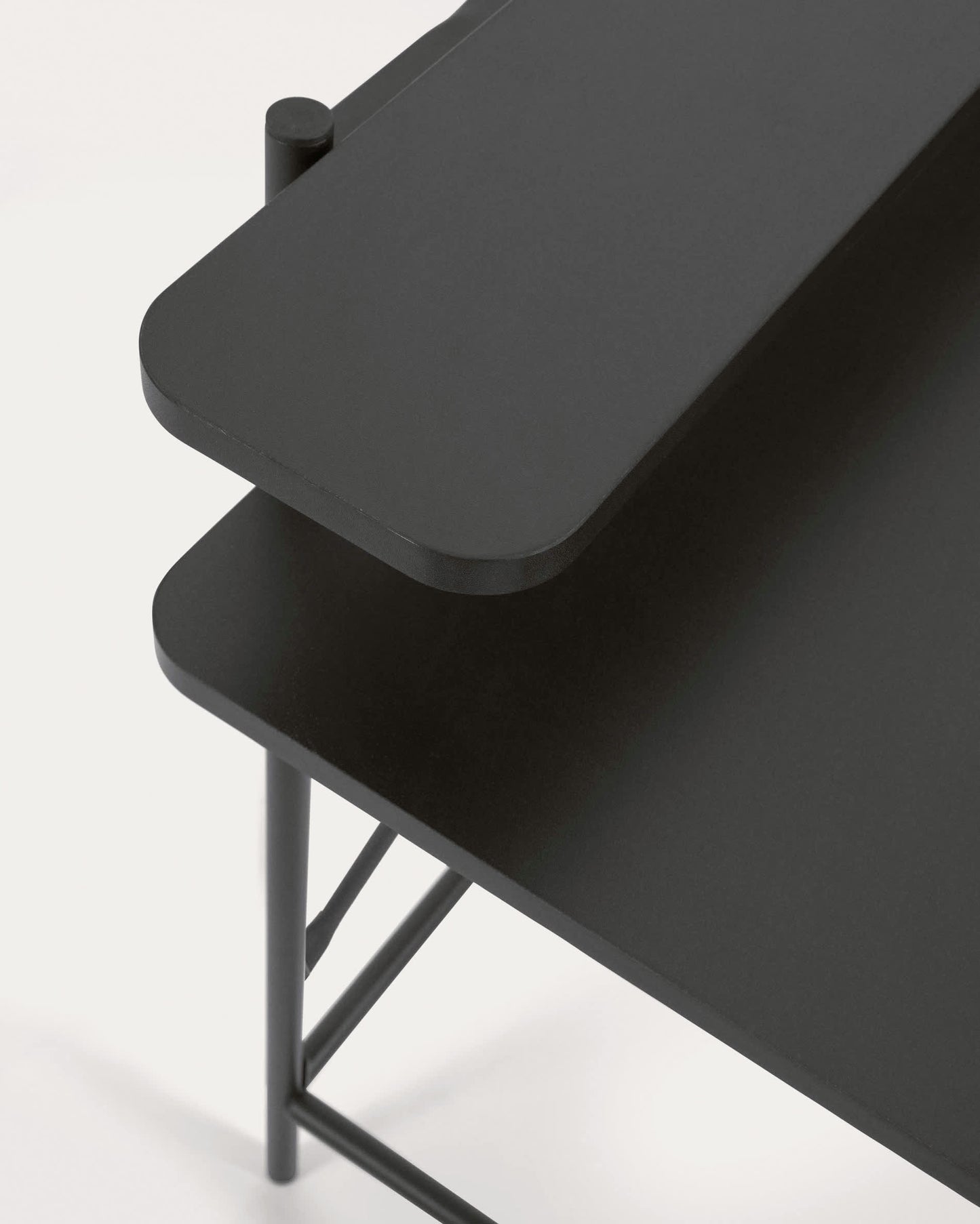Tavolo Galatia nera in melamina con gambe in metallo verniciato nero 120 x 60 cm