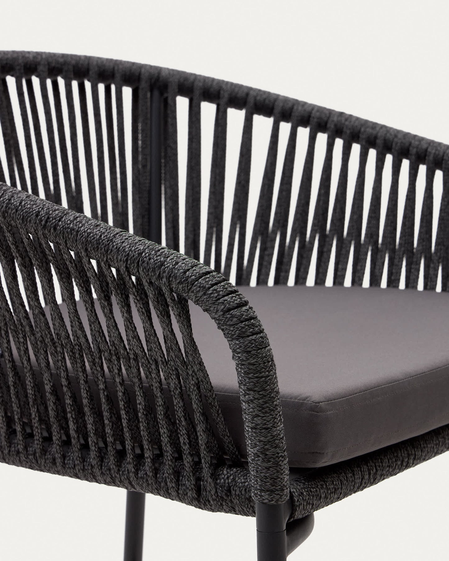 Sgabello Yanet in corda nera altezza 80 cm