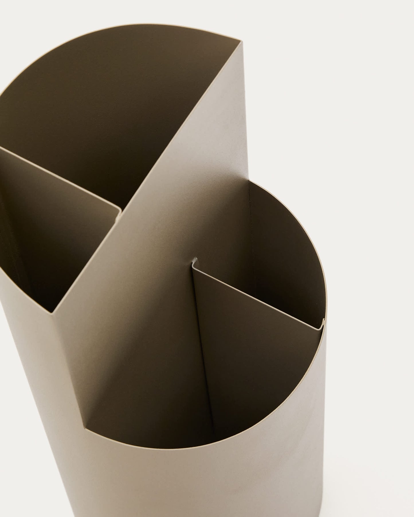 Portaombrelli piccolo Atin in metallo beige