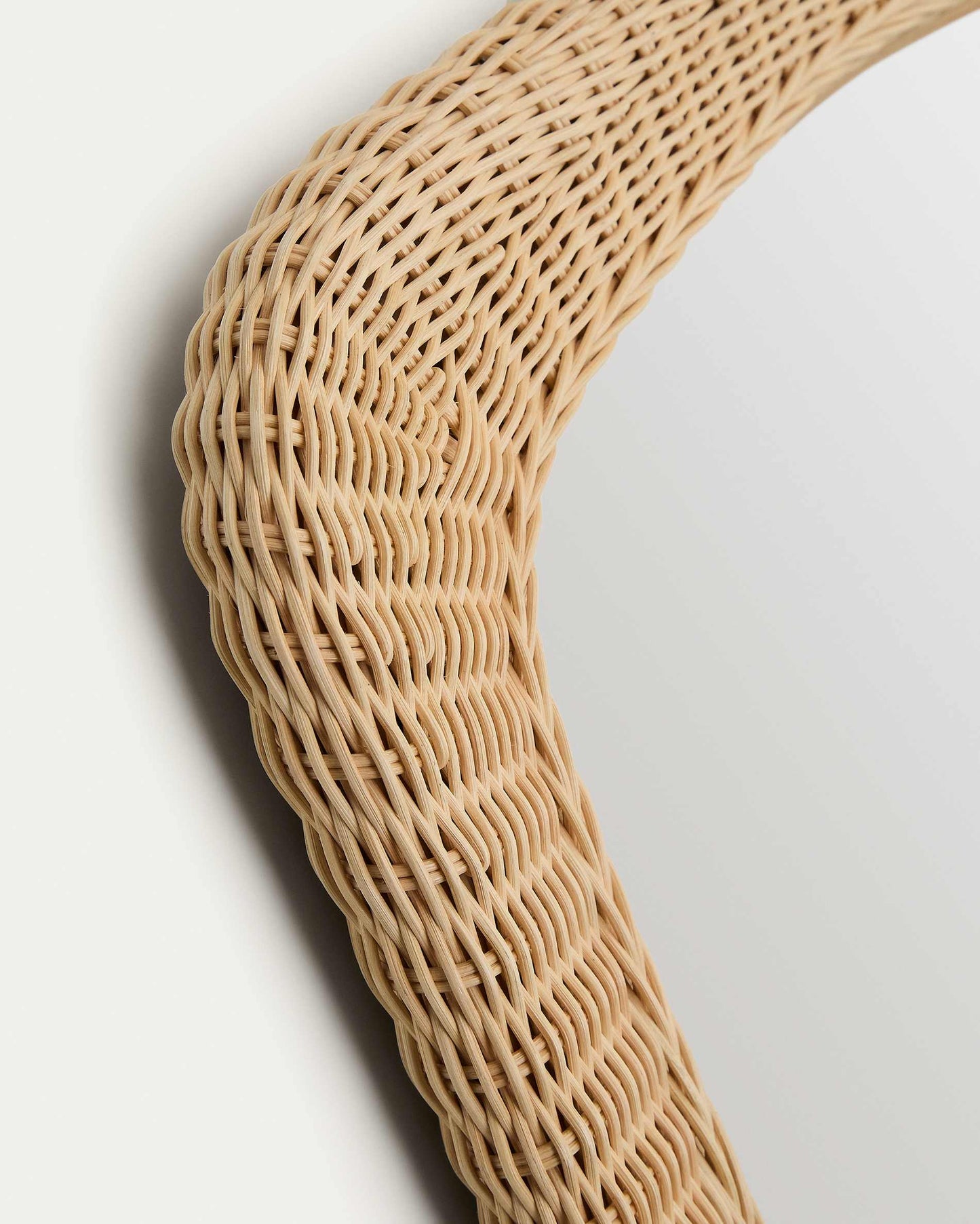 Specchio in rattan Zilna 58 x 79 cm
