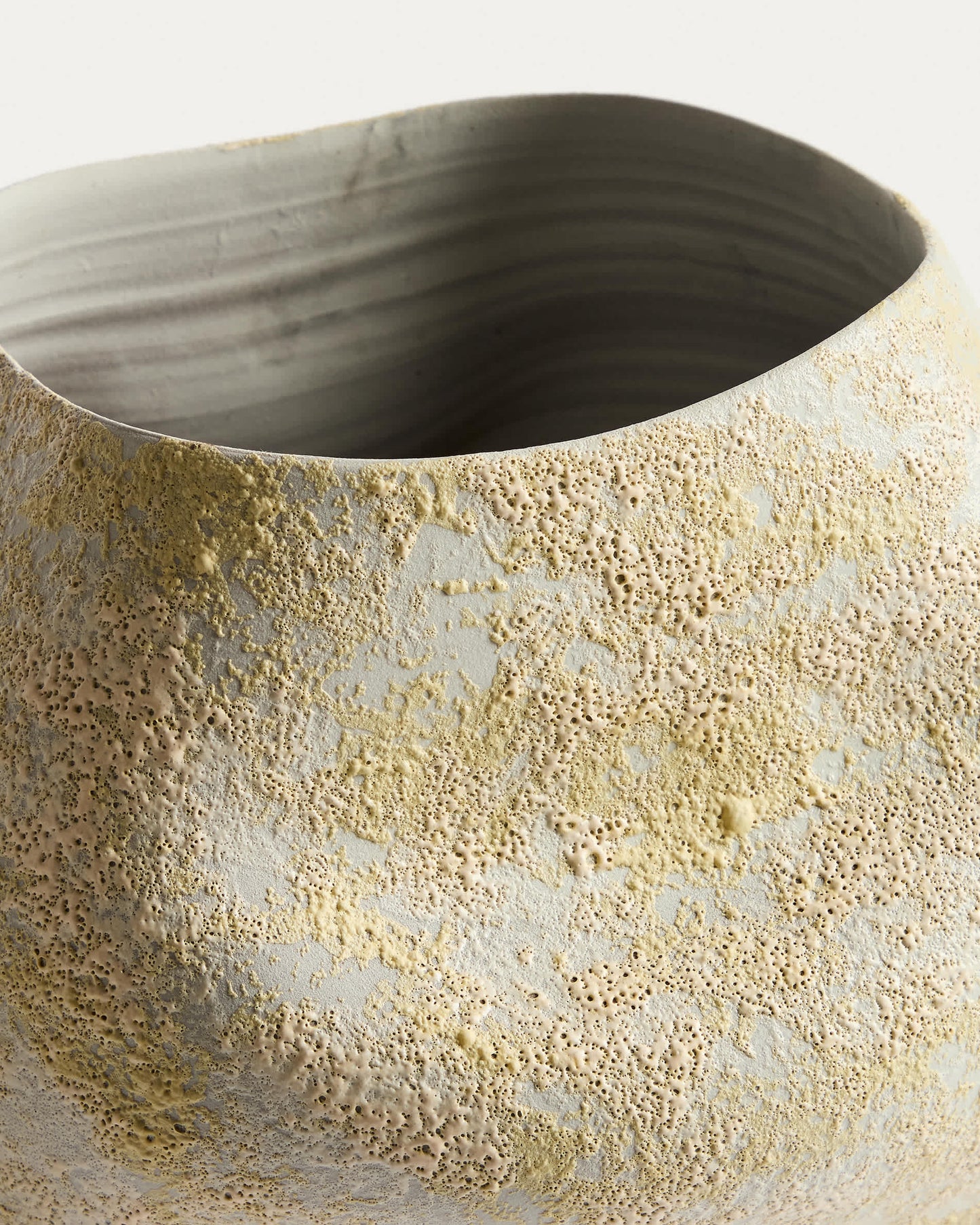Vaso Medira in ceramica ecrù e gialla 35,5 cm