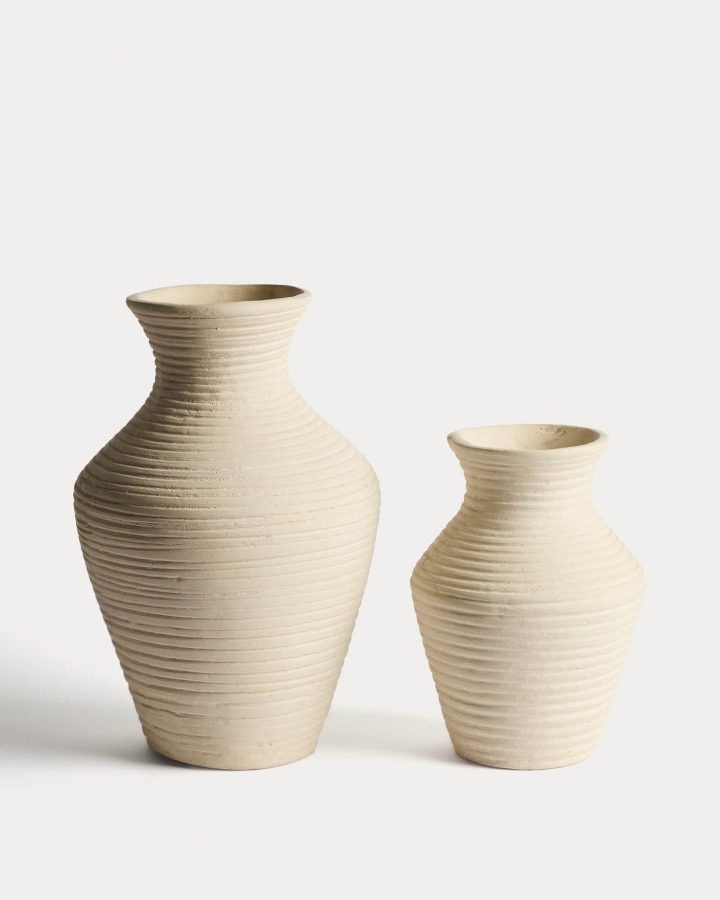 Vaso Pria in cartapesta beige 36 cm