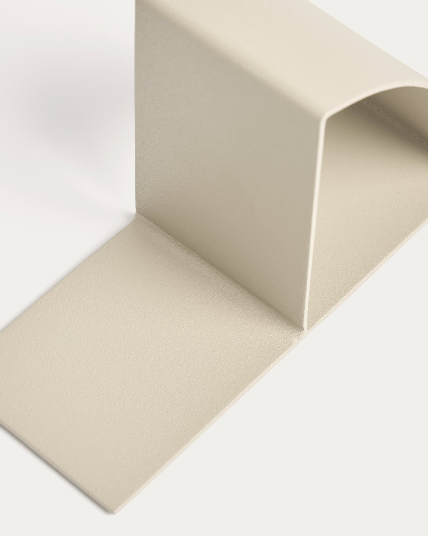 Reggilibri in ferro beige Mistra