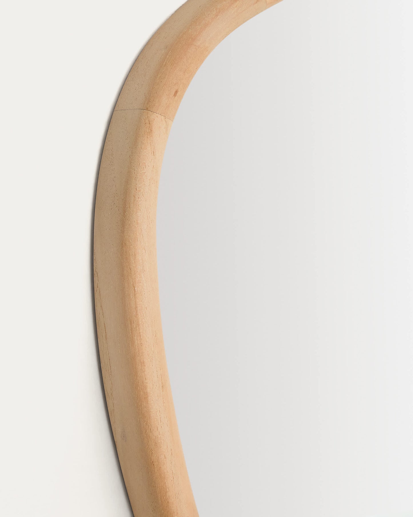 Specchio Alura in legno di teak 45,5 x 47 cm