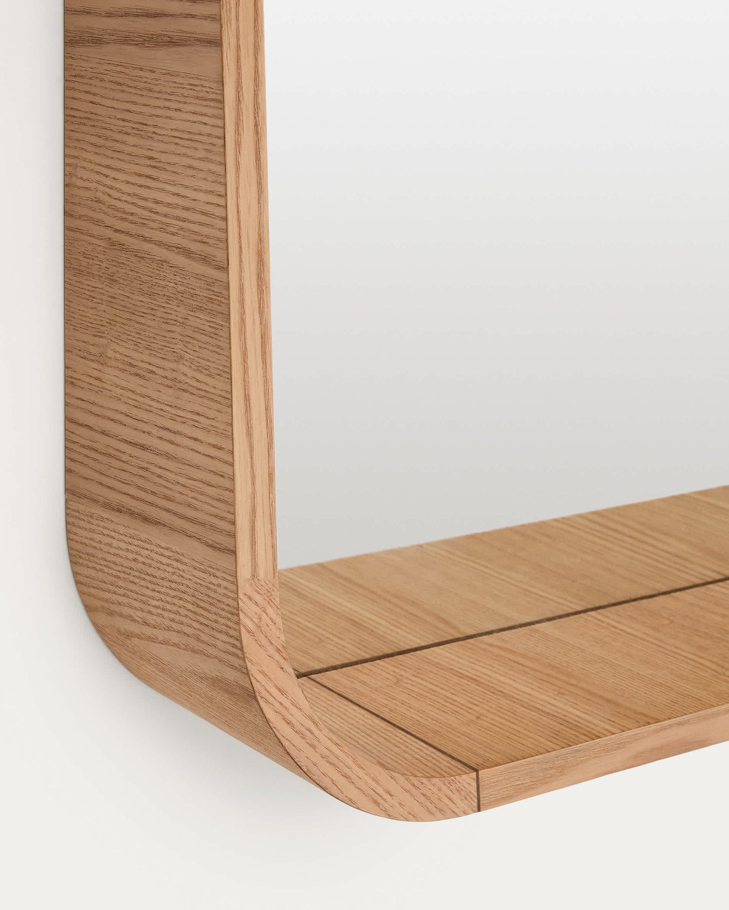 Specchio Salaya in legno compensato di frassino con finitura naturale 90 x 60 cm