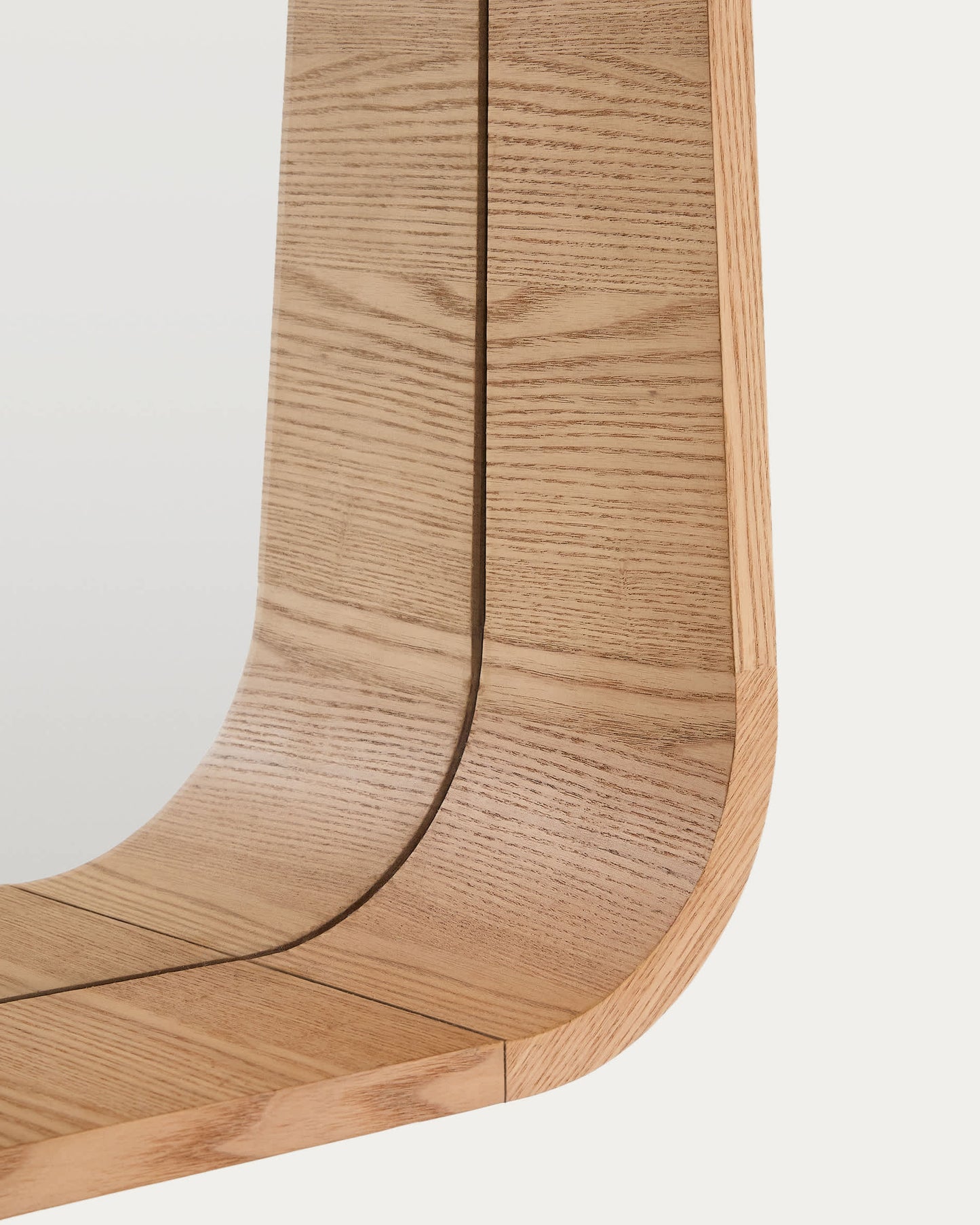 Specchio Salaya in legno compensato di frassino con finitura naturale 90 x 60 cm