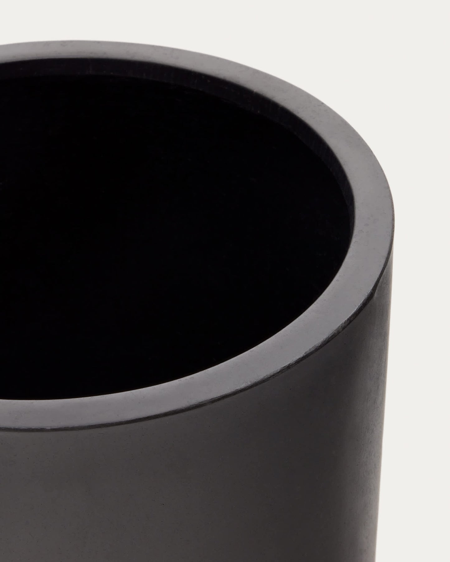 Vaso Aiguablava in cemento nero Ø 52 cm