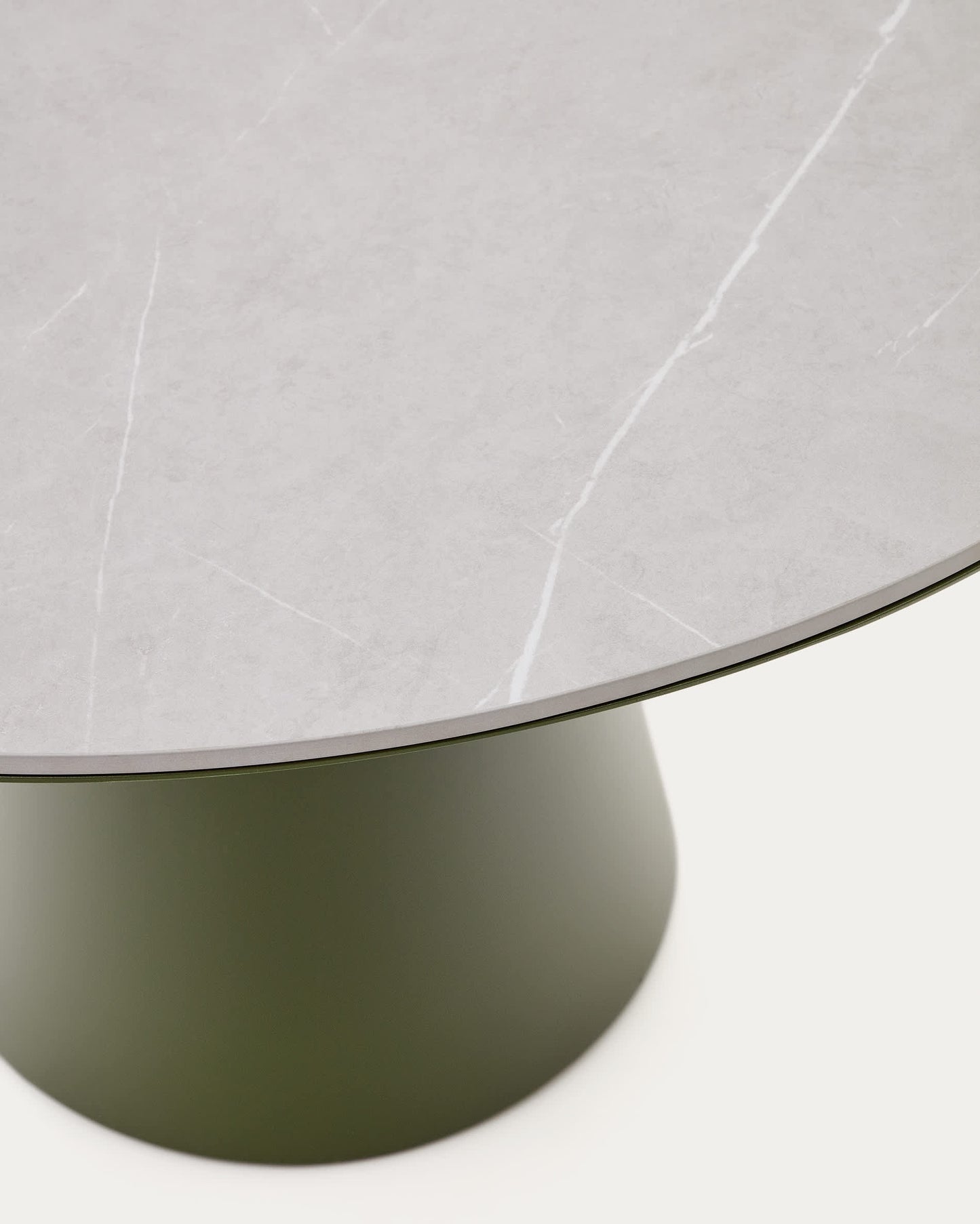 Tavolo da esterno Tudons in alluminio con ripiano in ceramica verde Ø120 cm