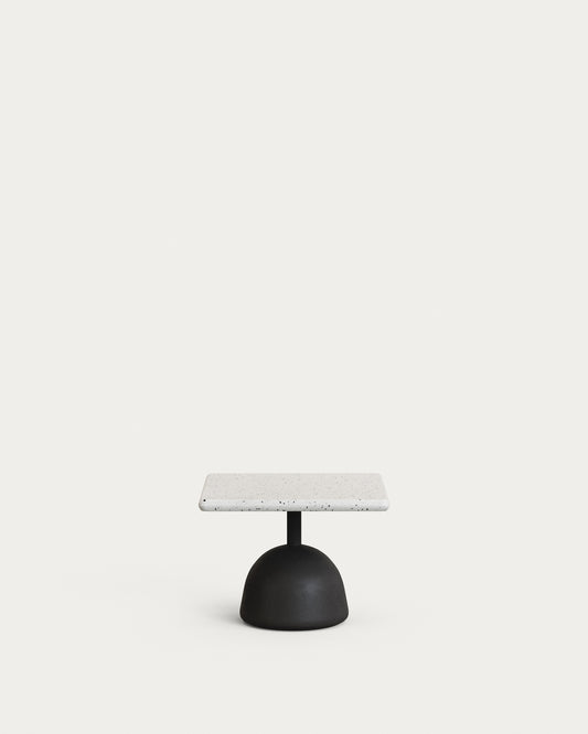 Tavolino Saura con piano in terrazzo bianco e base in cemento nero 48x48x35 cm