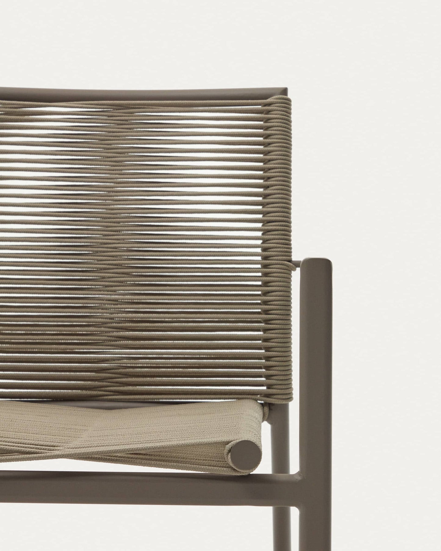 Sedia da esterno Culip in corda ed alluminio marrone