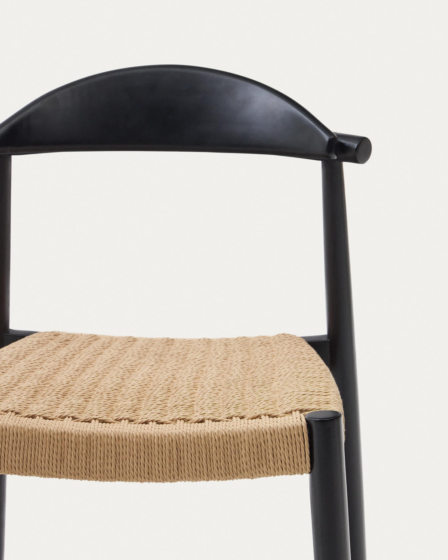 Sgabello Nina legno massiccio di acacia finitura nera e corda beige altezza 62cm