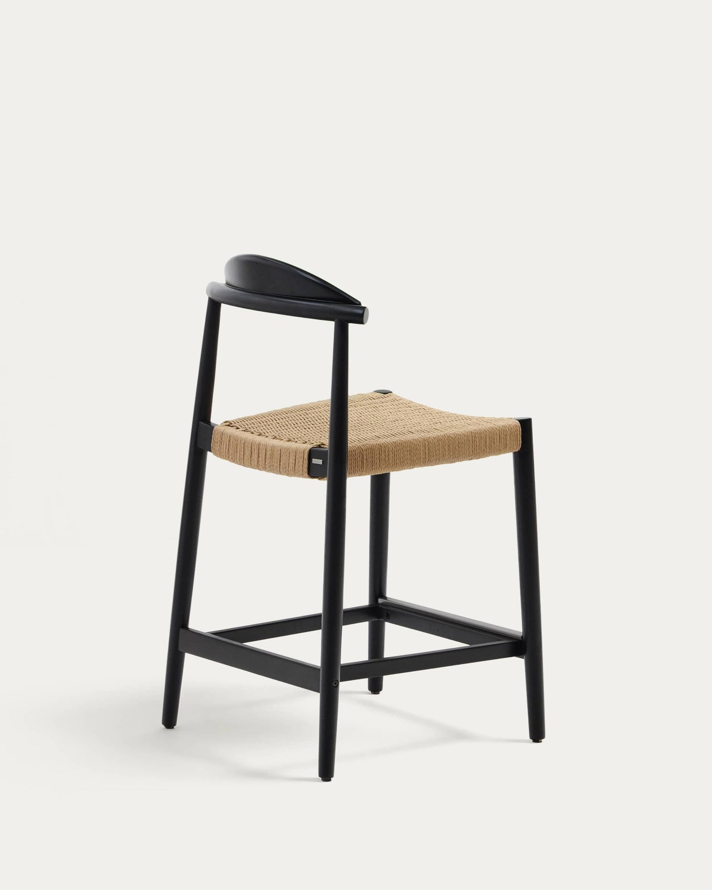 Sgabello Nina legno massiccio di acacia finitura nera e corda beige altezza 62cm