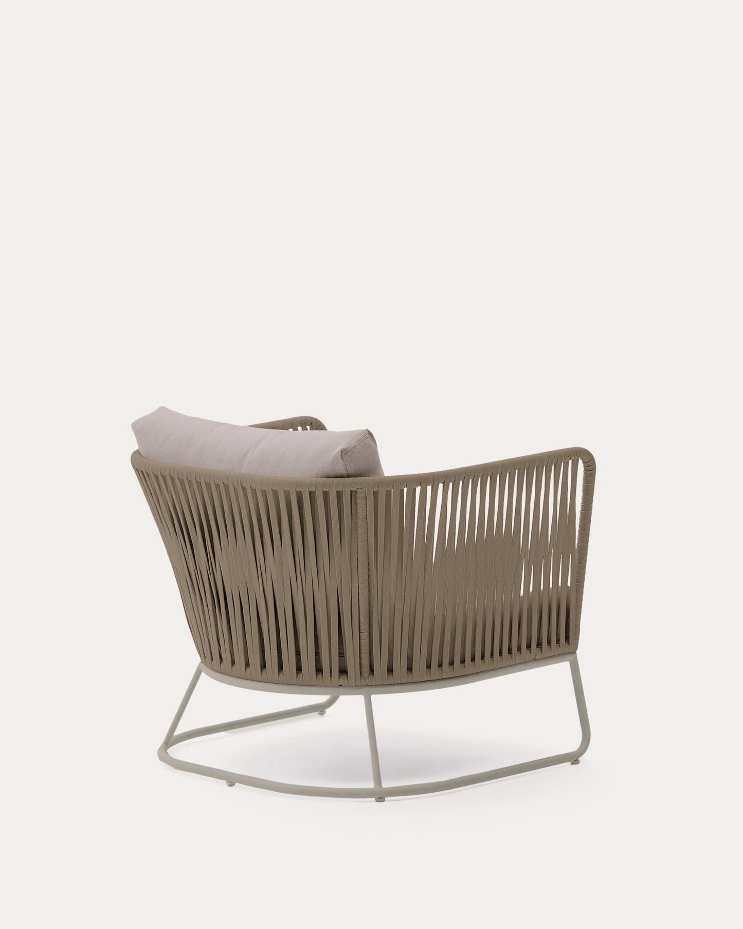 Poltrona da esterno Saconca in corda e acciaio zincato beige
