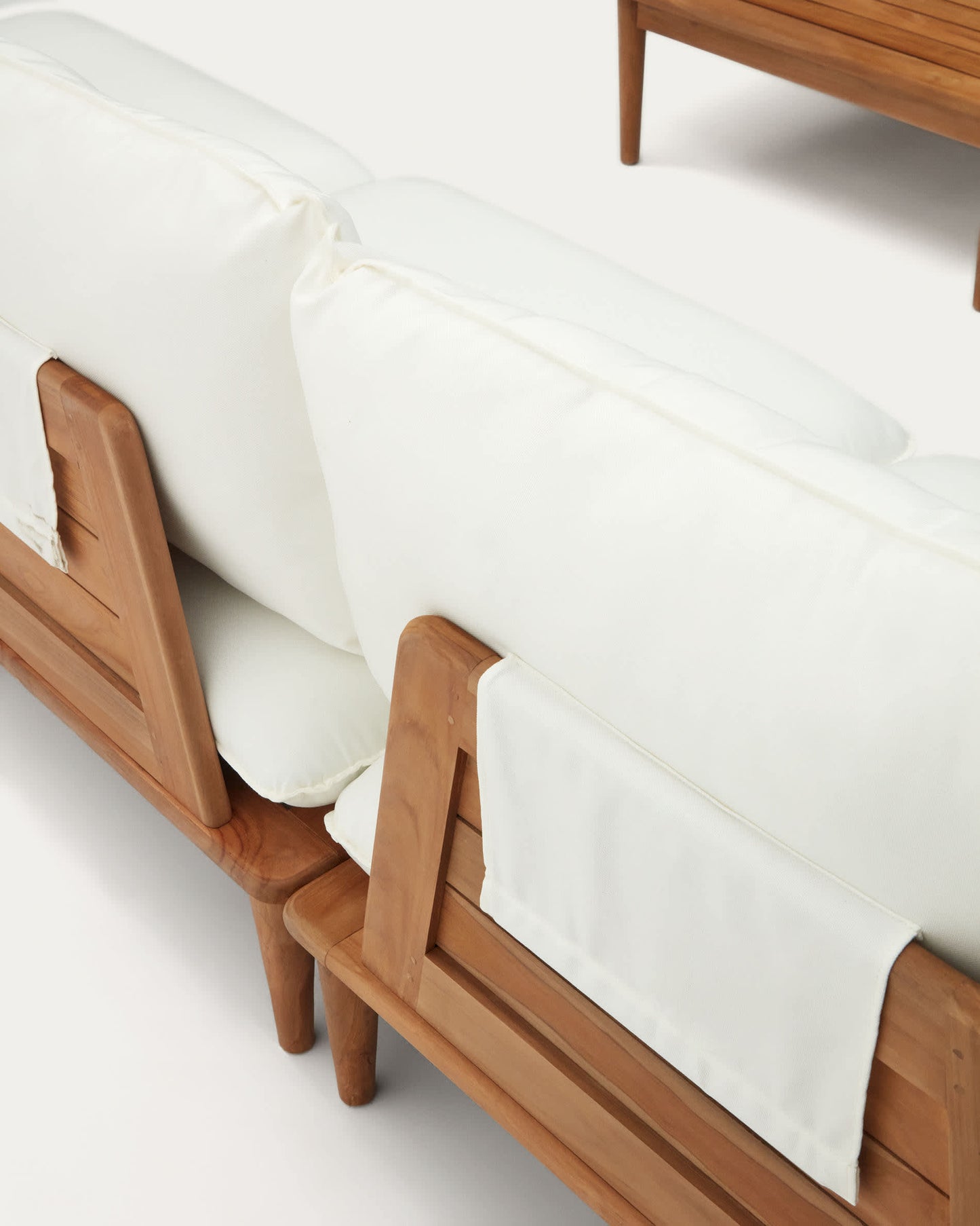 Set modulare Portitxol 2 poltrone angolari, 2 poltrone e 2 tavolini in massiccio di teak 360 cm
