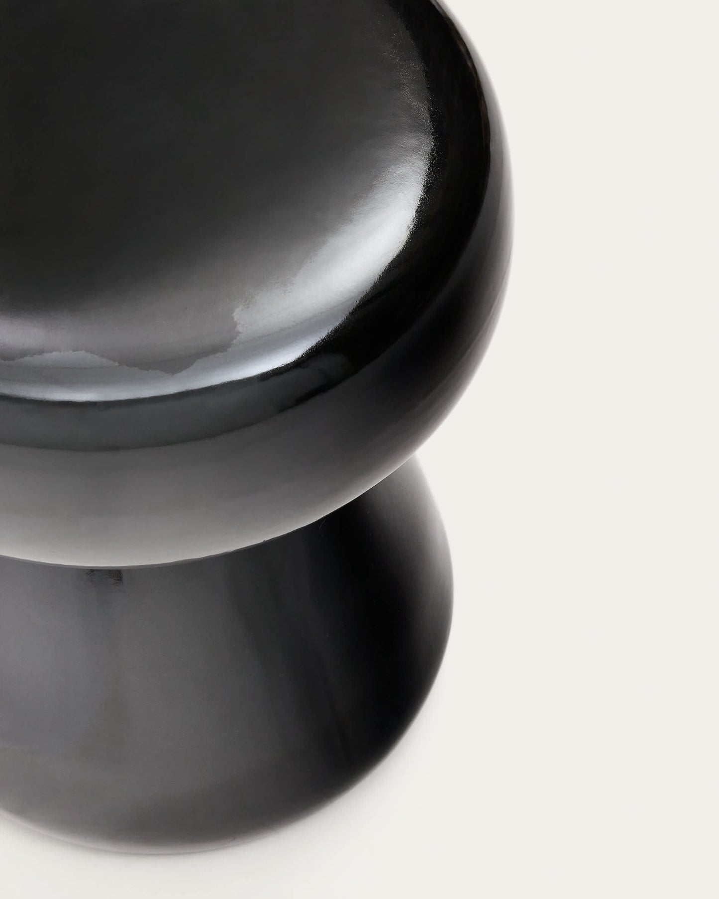 Tavolino da appoggio Manya in ceramica nero Ø 38 cm