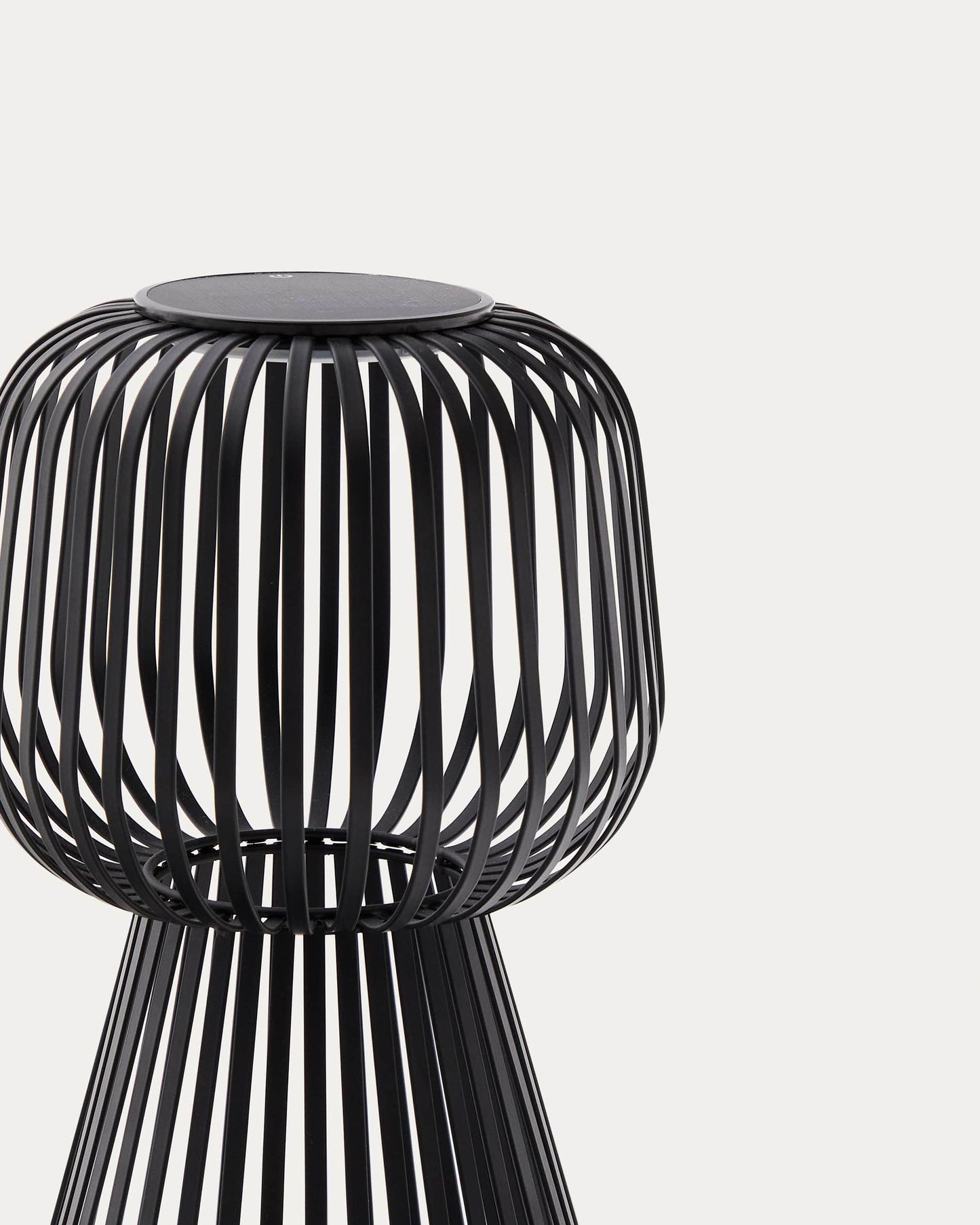 Lampada da tavolo solare Reiba in metallo nero