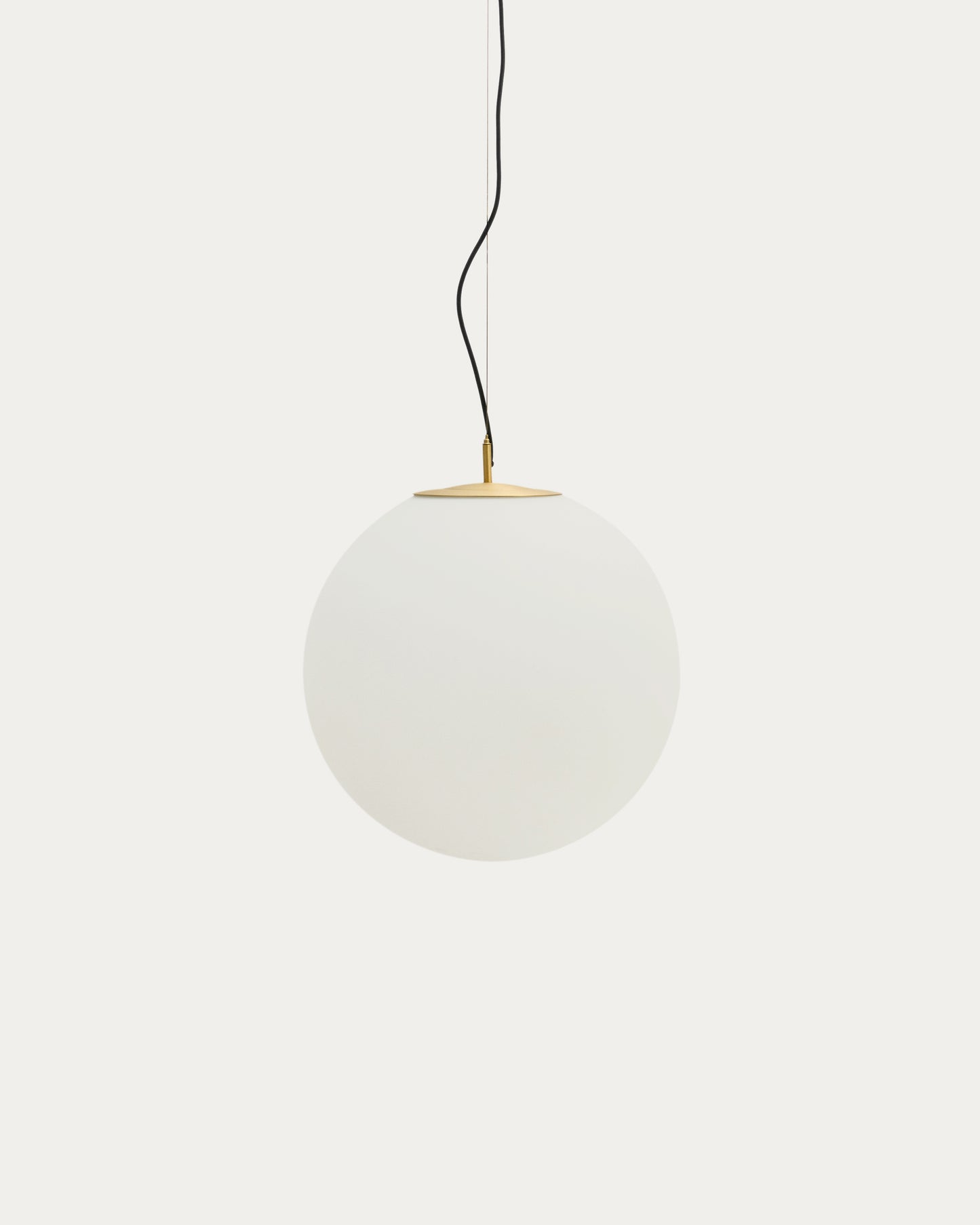 Lampada da soffitto Brisia in metallo con finitura in ottone spazzolato e 1 sfera in vetro satinato Ø 50 cm