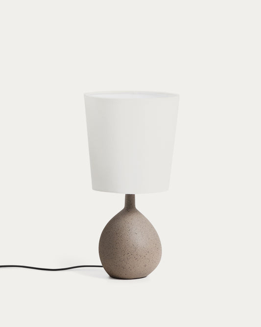 Lampada da tavolo piccola Viona con effetto pietra testurizzata e paralume in cotone