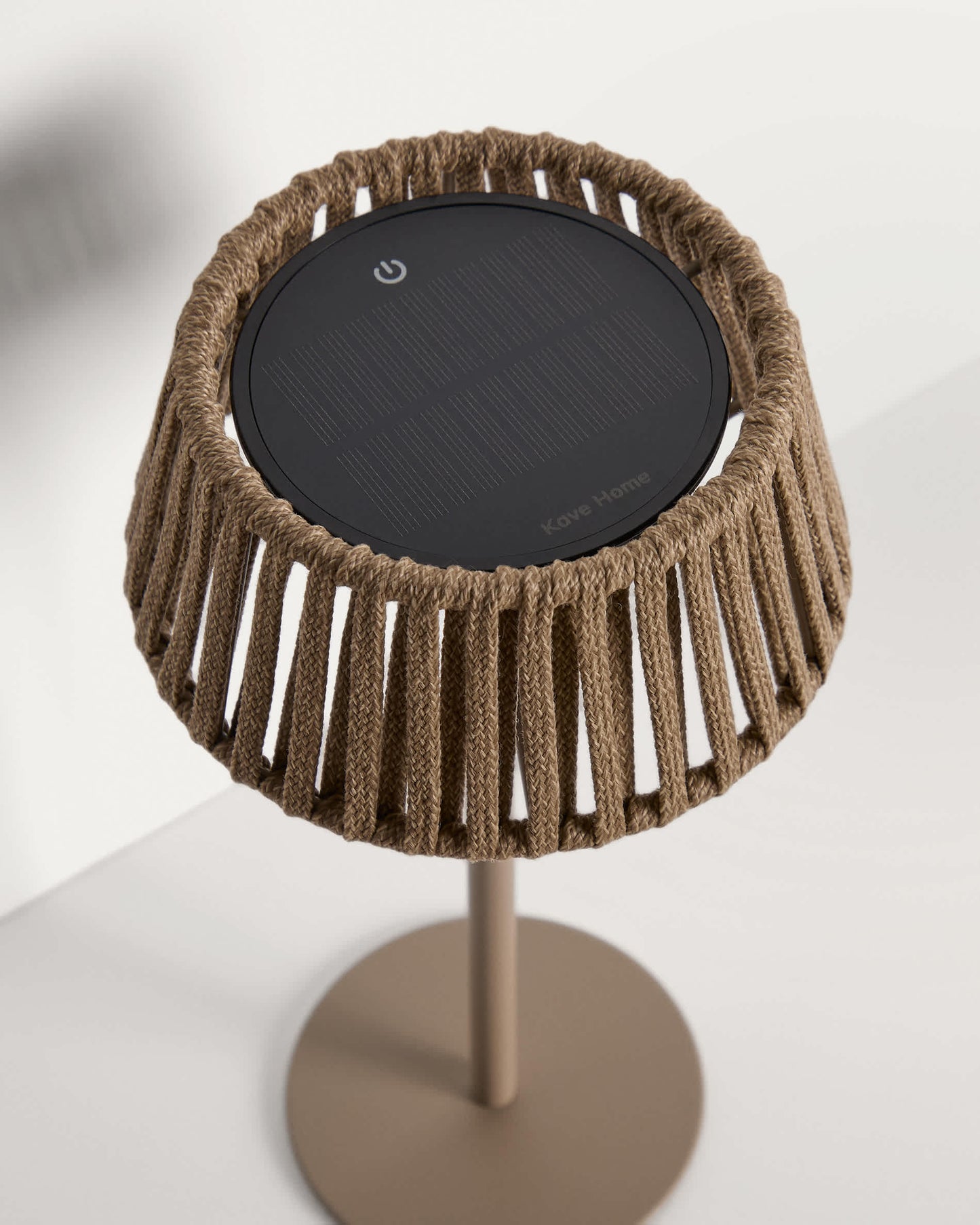Lampada da tavolo solare per esterni Aldet in corda piatta con base in metallo beige