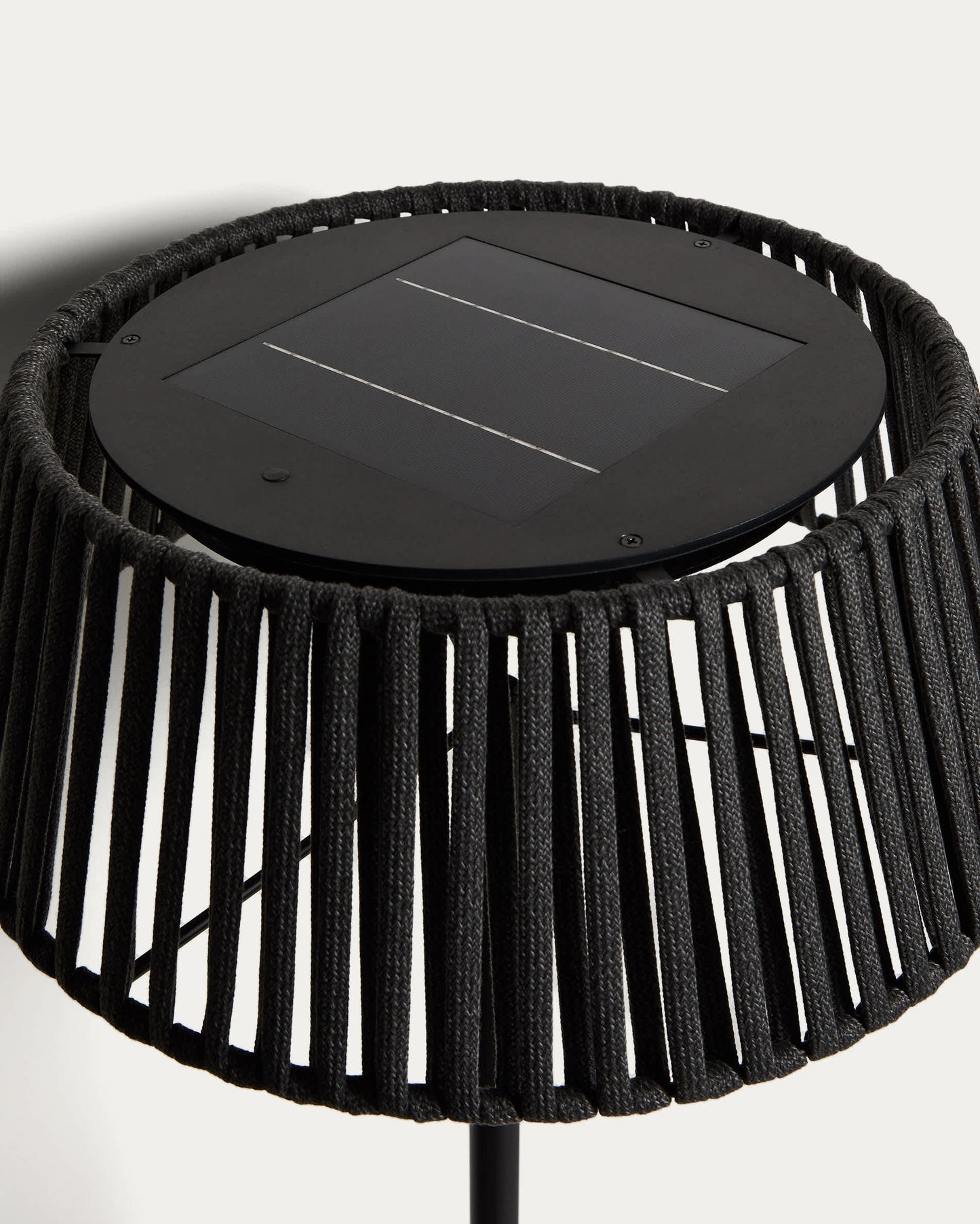 Piantana solare per esterni Aldet in corda piatta con base in metallo nero Ø 46 cm
