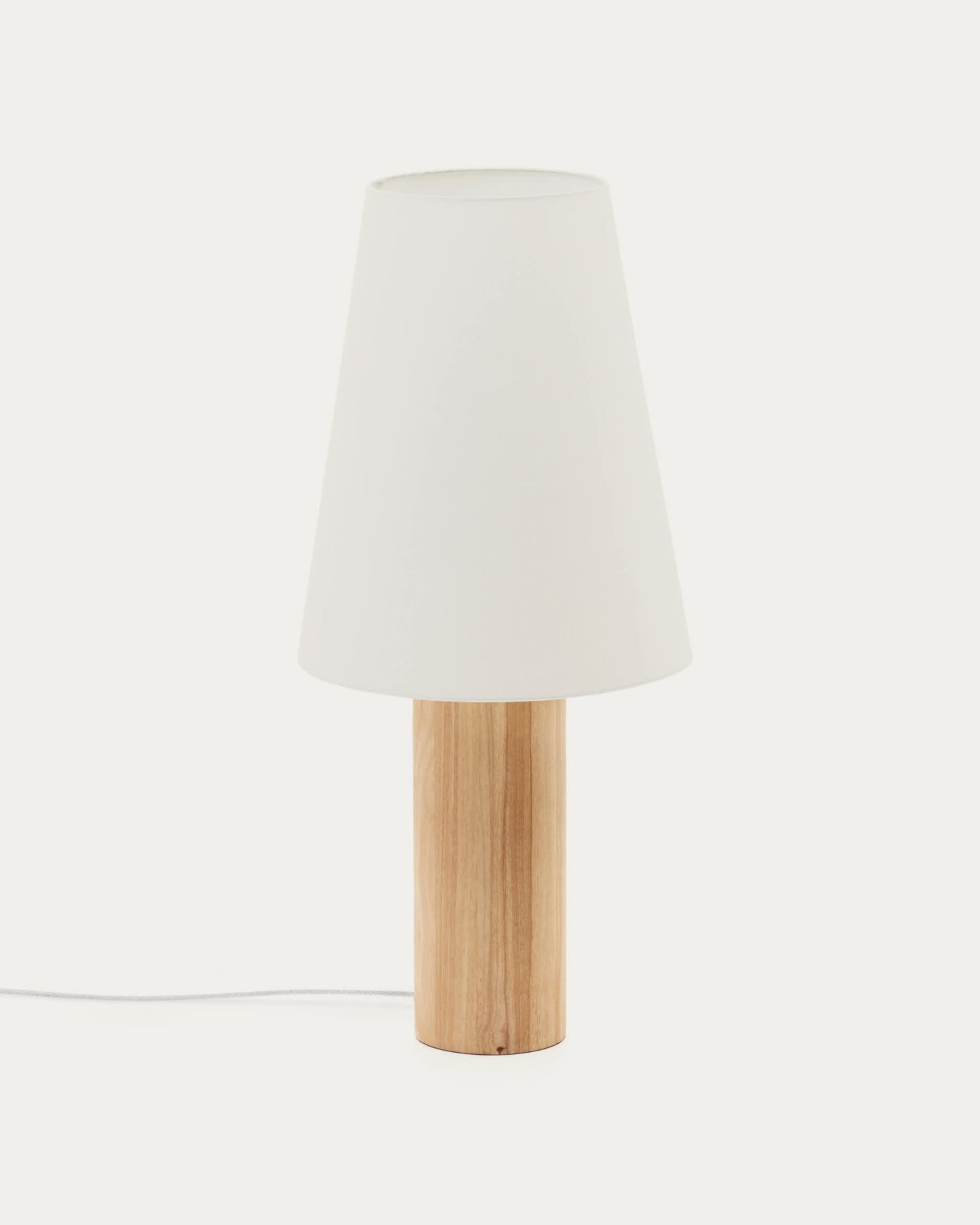 Lampada da terra Marga in legno massiccio con finitura naturale