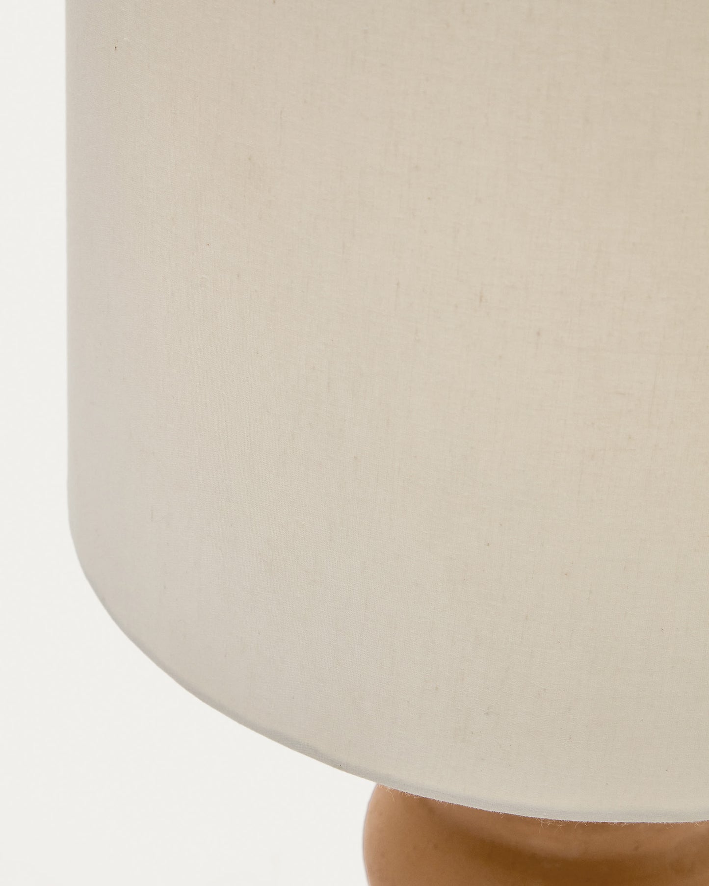 Lampada da tavolo Madsen di terracotta e paralume bianco