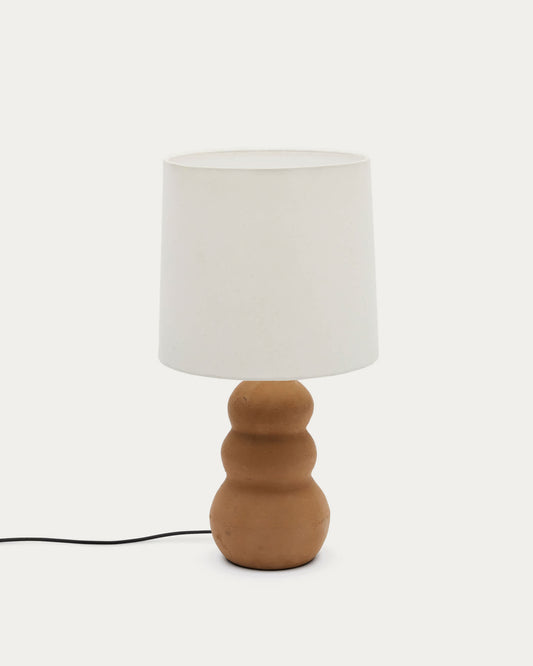 Lampada da tavolo Madsen di terracotta e paralume bianco