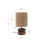 Lampada da tavolo Kor in legno d'acacia con finitura scura e iuta