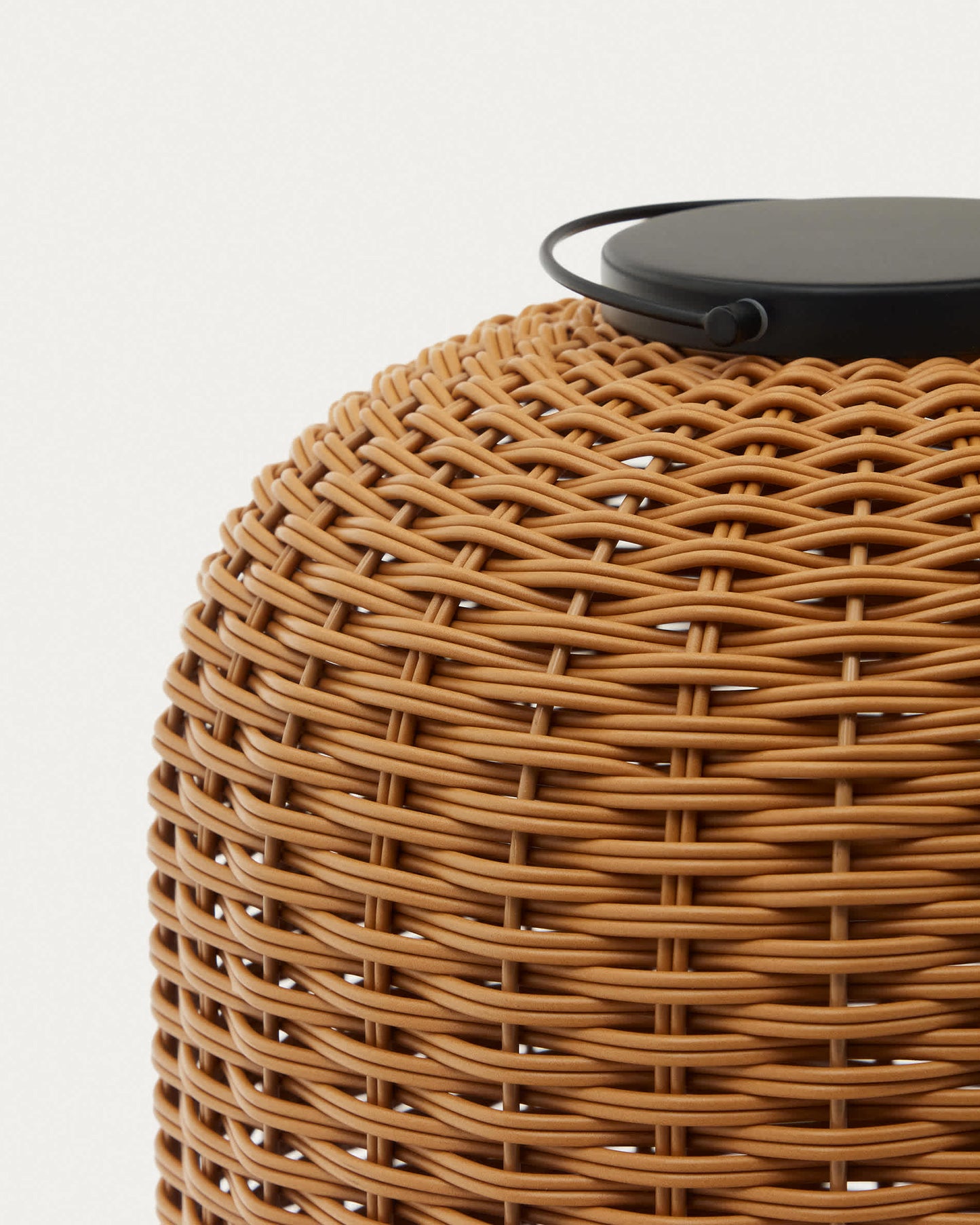 Lampada da tavolo grande portatile Saranella in rattan sintetico marrone