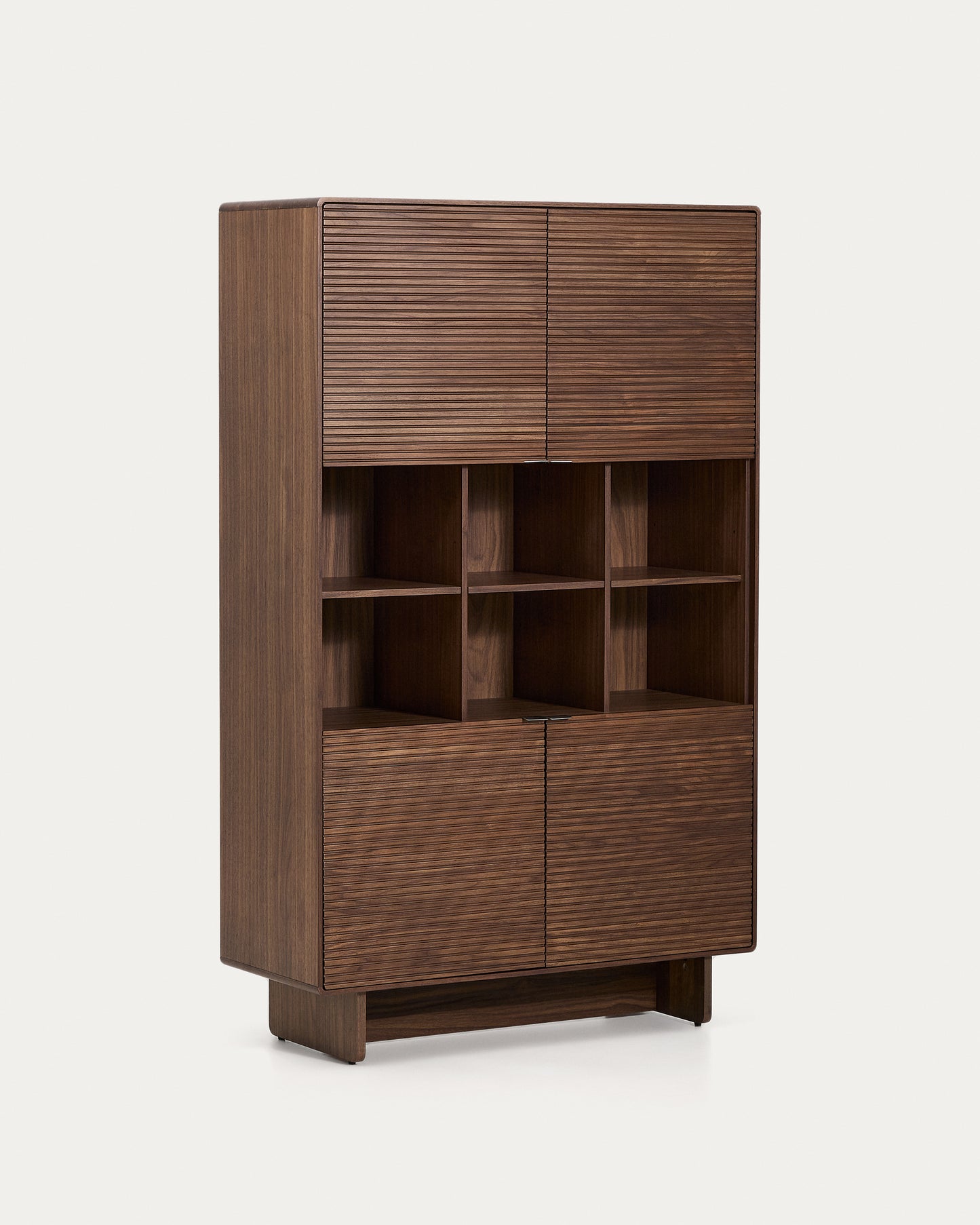 Credenza alta Norlen 4 ante in impiallacciato di noce 100 x 163 cm