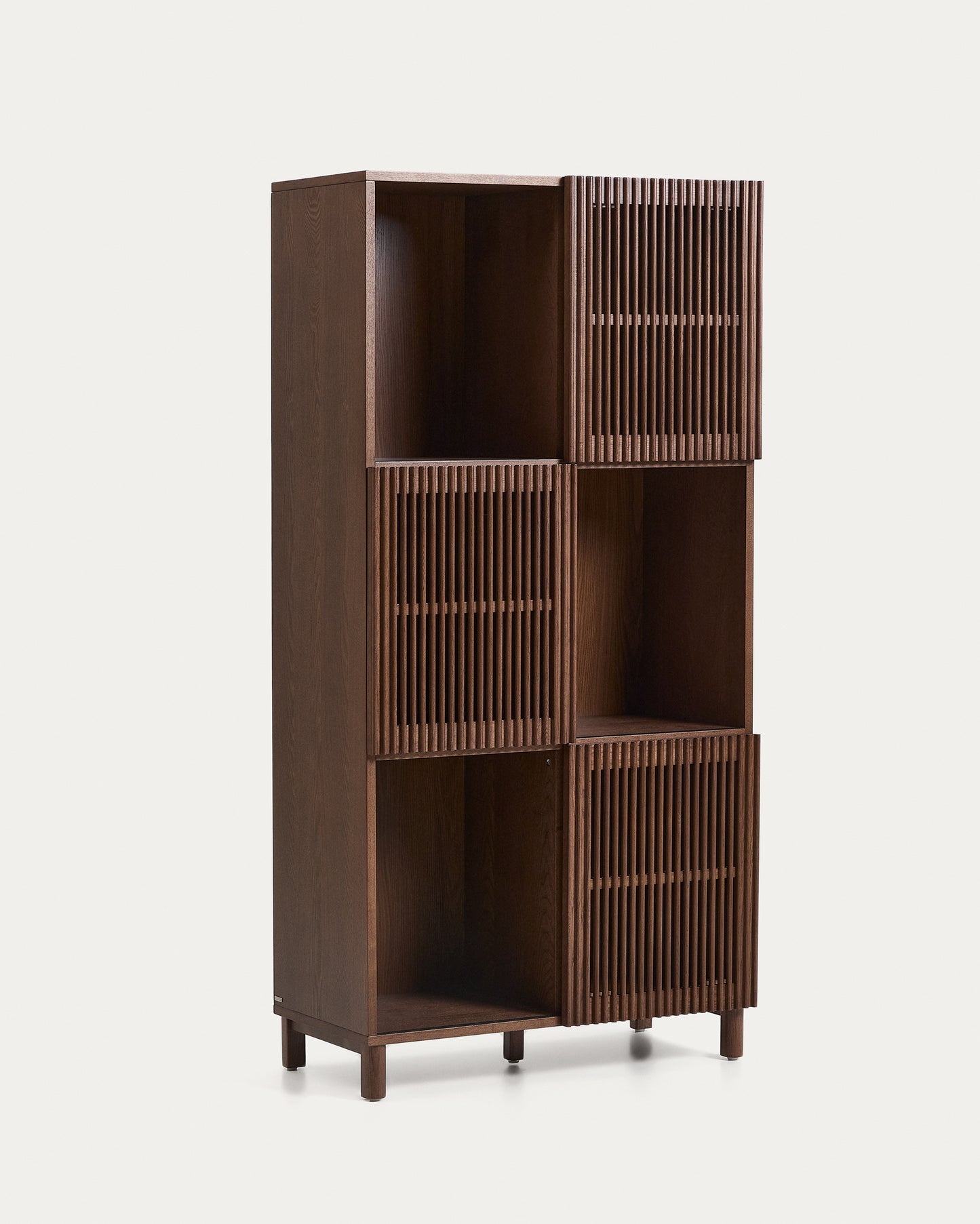 Scaffalatura Beyla in impiallacciato e legno massiccio di frassino con finitura noce 84,5 x 170 cm