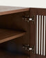 Scarpiera Beyla a 2 ante in impiallacciato e legno massiccio di frassino con finitura tono noce 98,5 cm