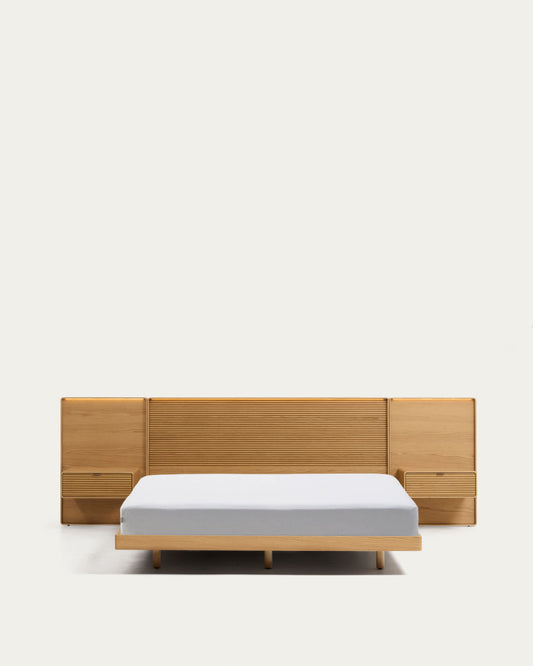 Letto Norlen con 2 comodini in impiallacciato di rovere con finitura naturale e luce LED per materasso 160 x 200 cm FSC Mix Credit