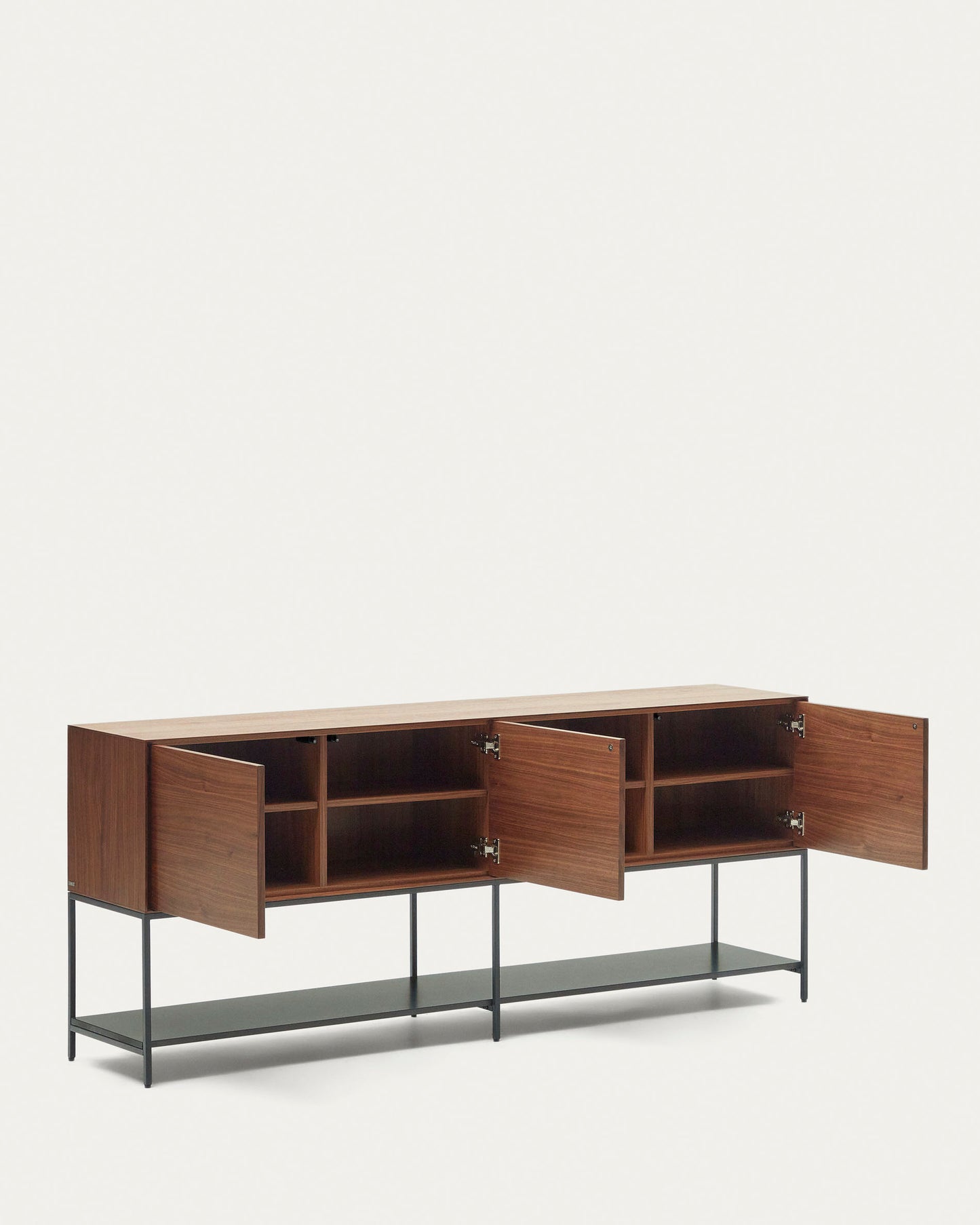 Credenza Vedrana 3 ante impiallacciate noce e gambe in acciaio nero 195x80 cm