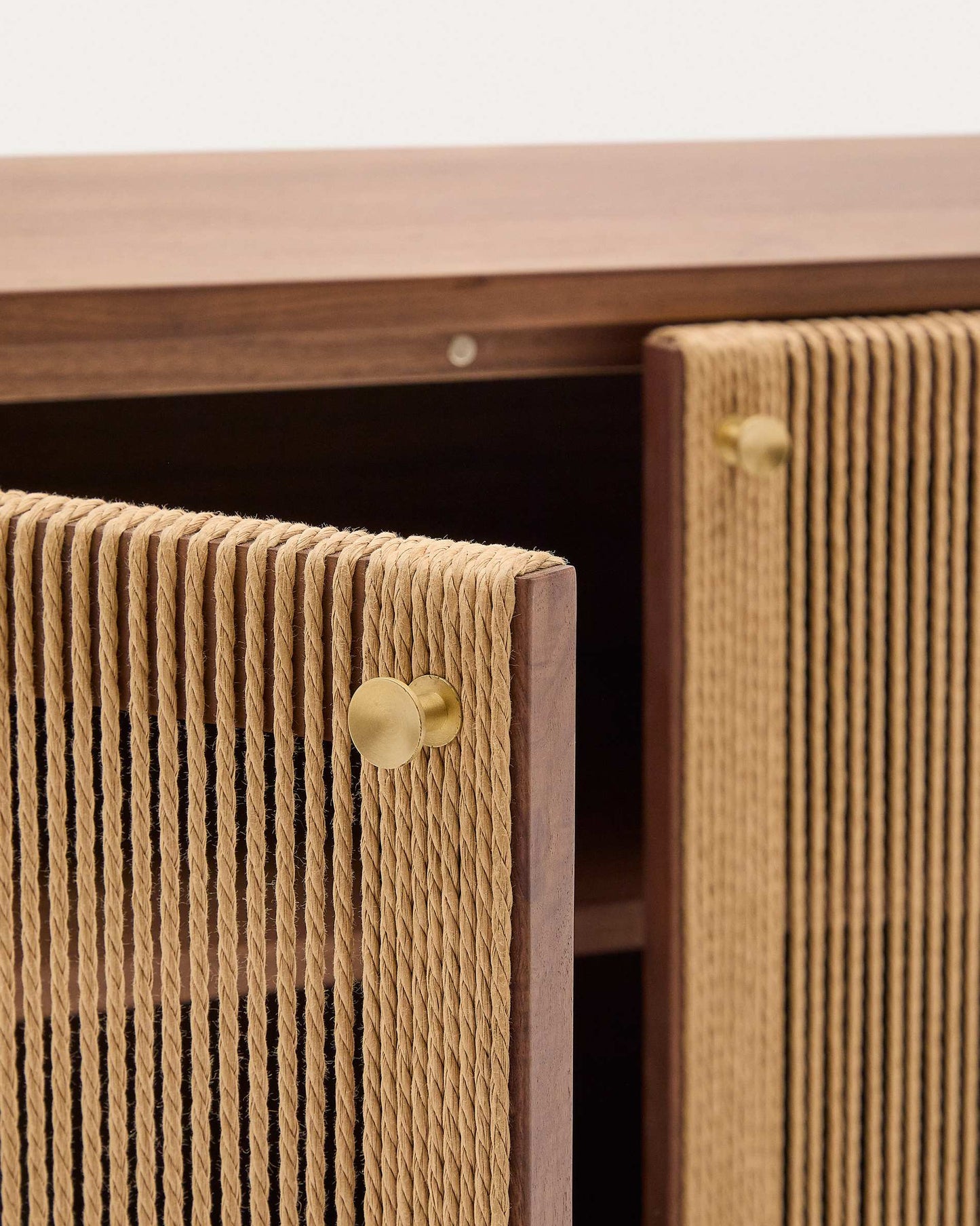 Credenza Elan 2 ante 2 cassetti impiallacciatura e legno massello noce corda 180x73cm