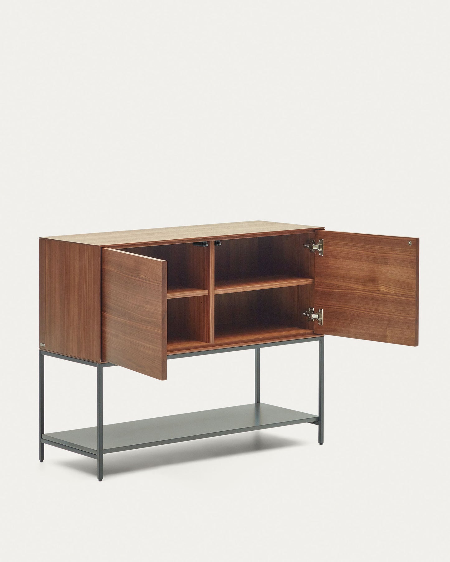 Credenza Vedrana 2 ante impiallacciate noce e gambe in acciaio nero 97,5 x 80 cm