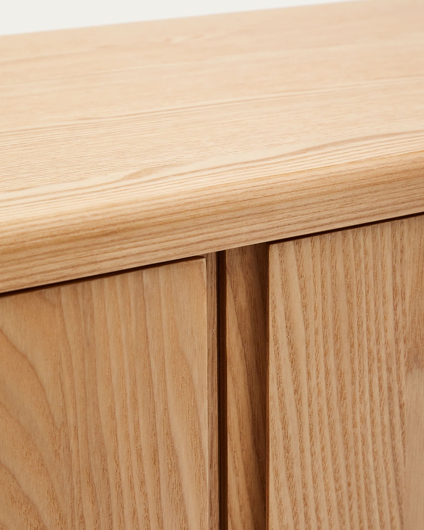 Credenza alta Salaya in compensato di frassino 100 x 134 cm