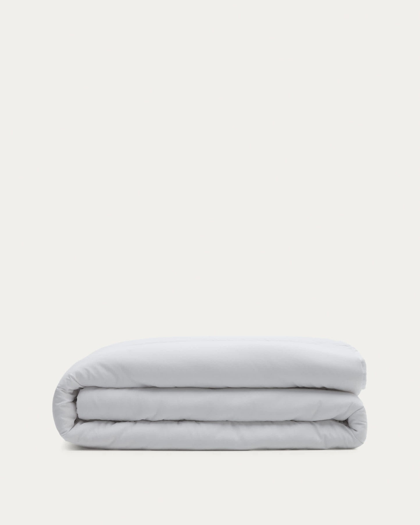 Piumino Atra in piumino e piuma da 190 gr/m² per letto da 180 cm prodotto in Spagna