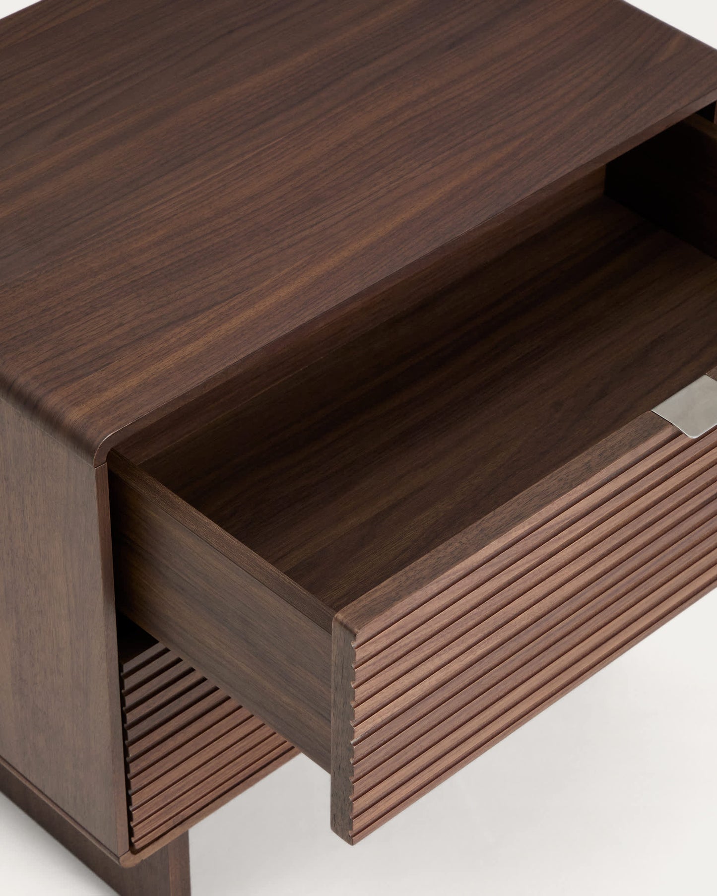Comodino Norlen 2 cassetti in impiallacciato di noce 60 x 52 cm