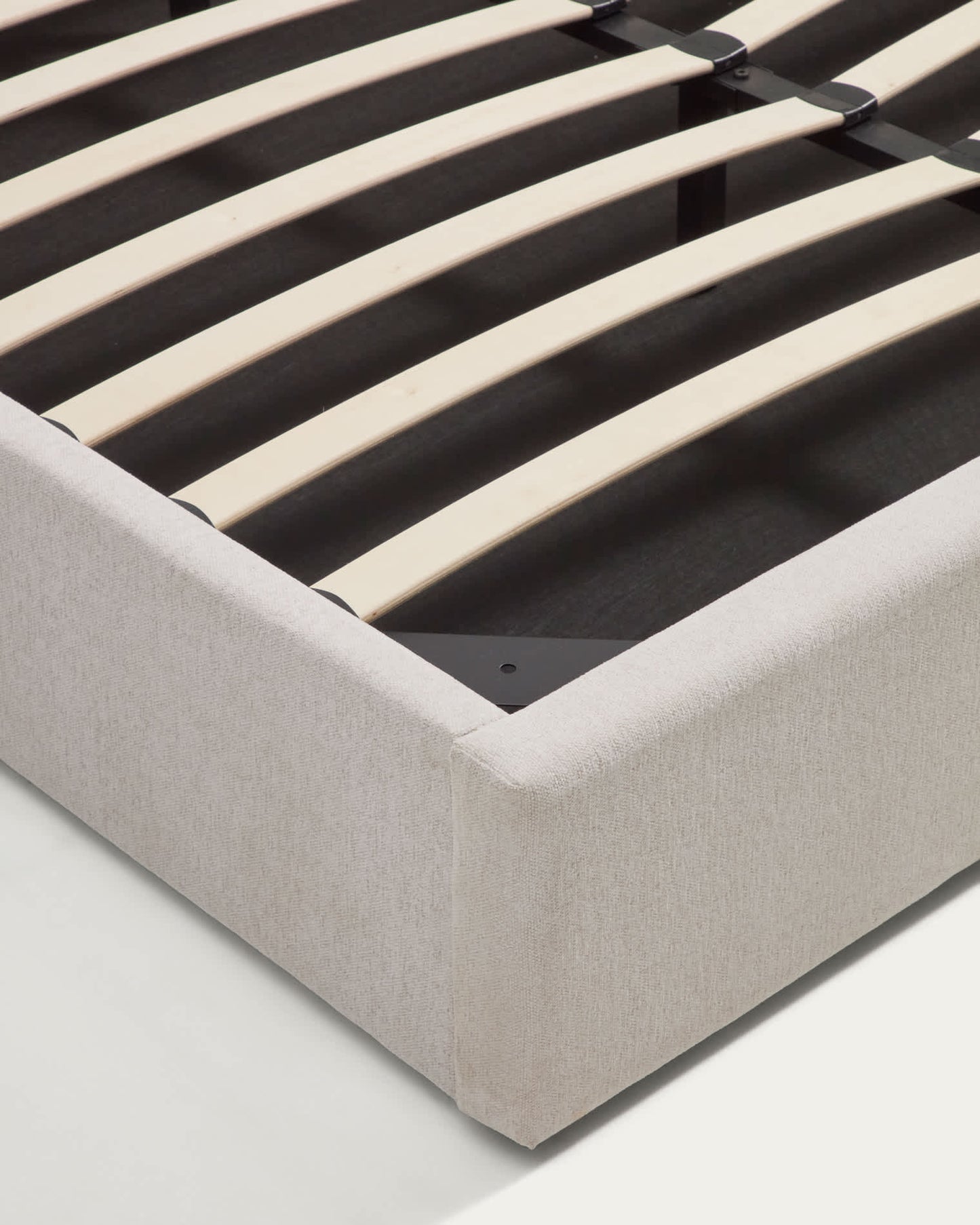 Letto contenitore sollevabile Darnela in ciniglia écru per materasso da 180 x 200 cm