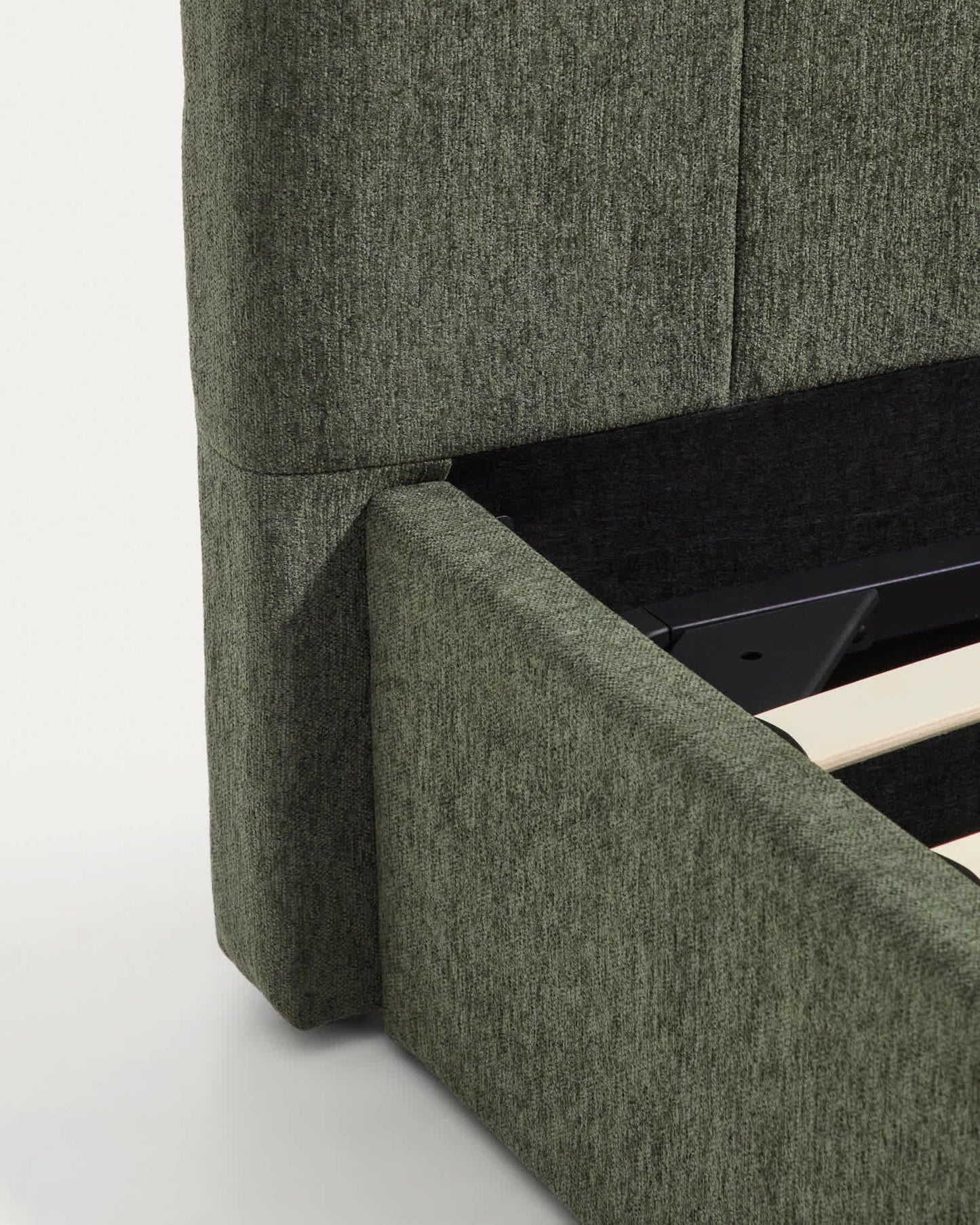 Letto contenitore sollevabile Darnela in ciniglia verde muschio per materasso da 90 x 200 cm