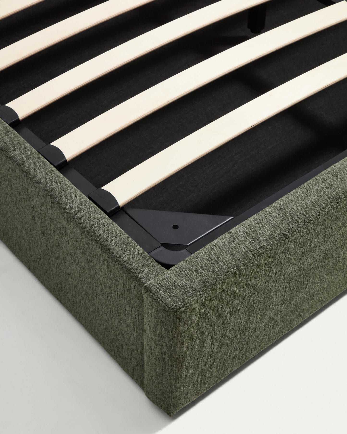 Letto contenitore sollevabile Darnela in ciniglia verde muschio per materasso da 160 x 200 cm