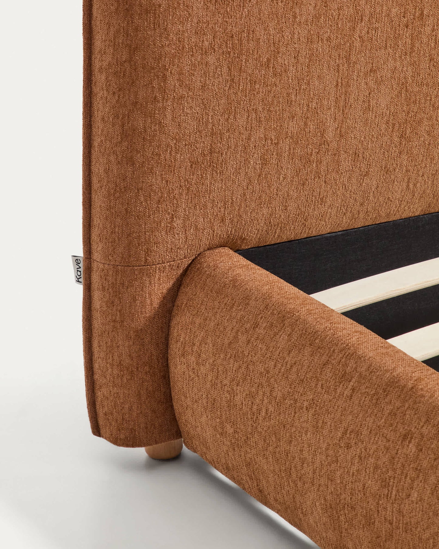Letto Elerio in ciniglia rosso ramato chiaro per materasso da 160 x 200 cm